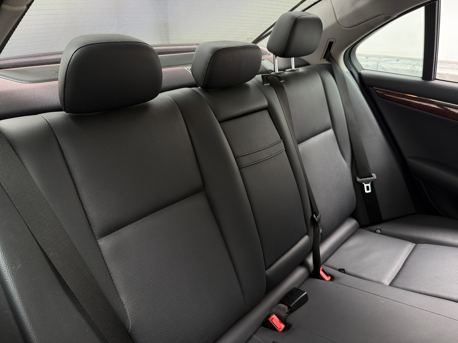 Thumbnail: 2010 Mercedes-Benz C-Class - 5