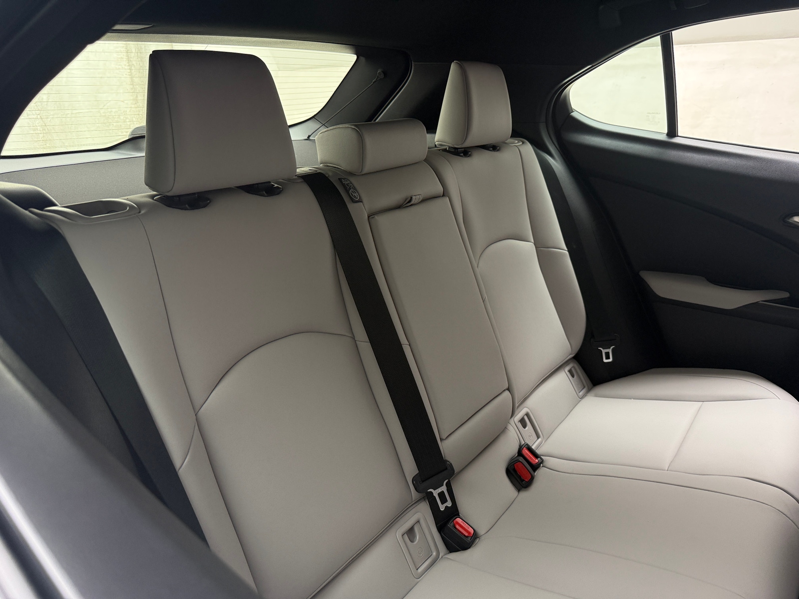 Thumbnail: 2025 Lexus UX - 5