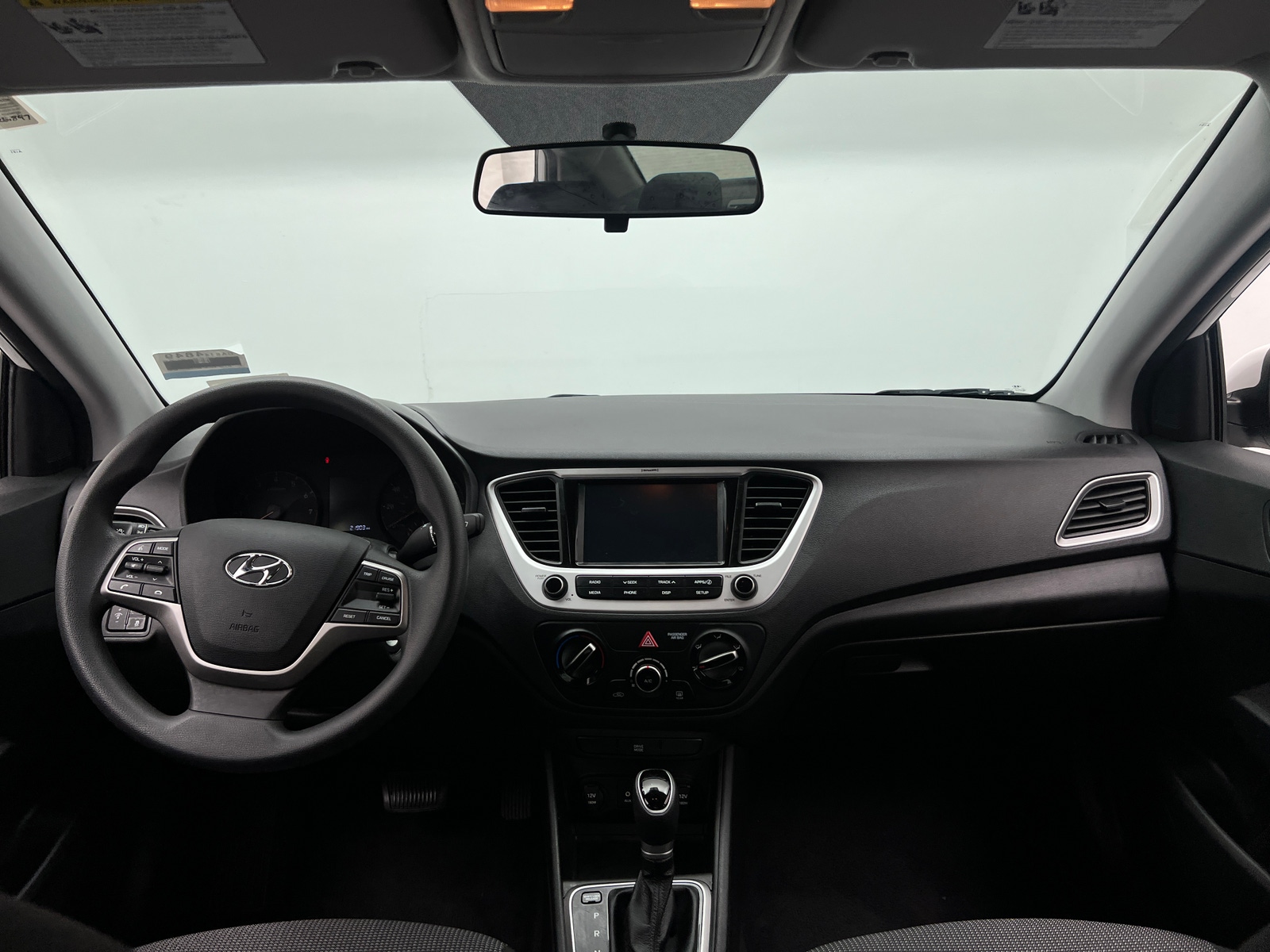 Thumbnail: 2022 Hyundai Accent - 3