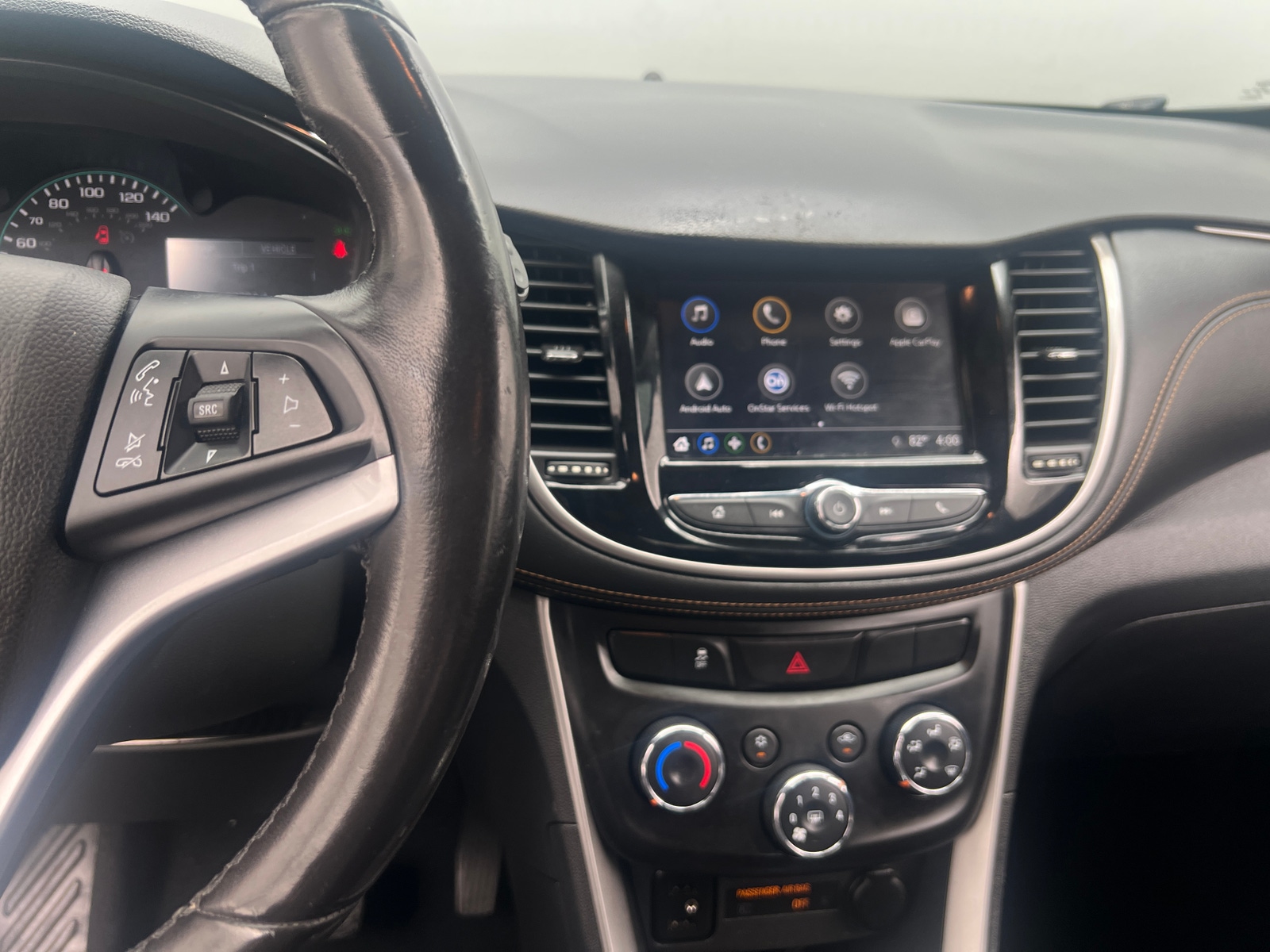 Thumbnail: 2018 Chevrolet Trax - 3