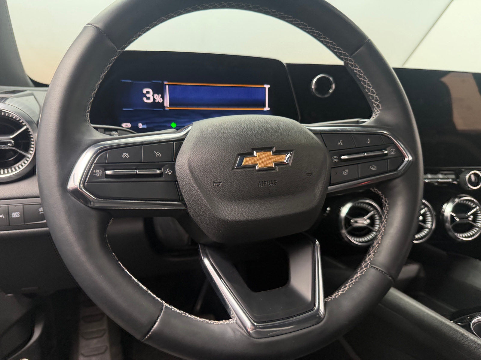 Thumbnail: 2024 Chevrolet Blazer EV - 4
