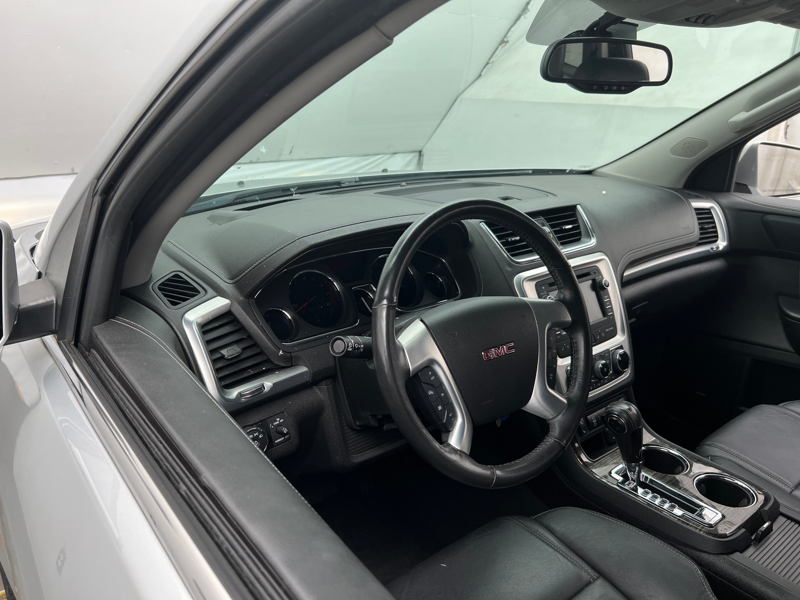 Thumbnail: 2017 GMC Acadia - 2