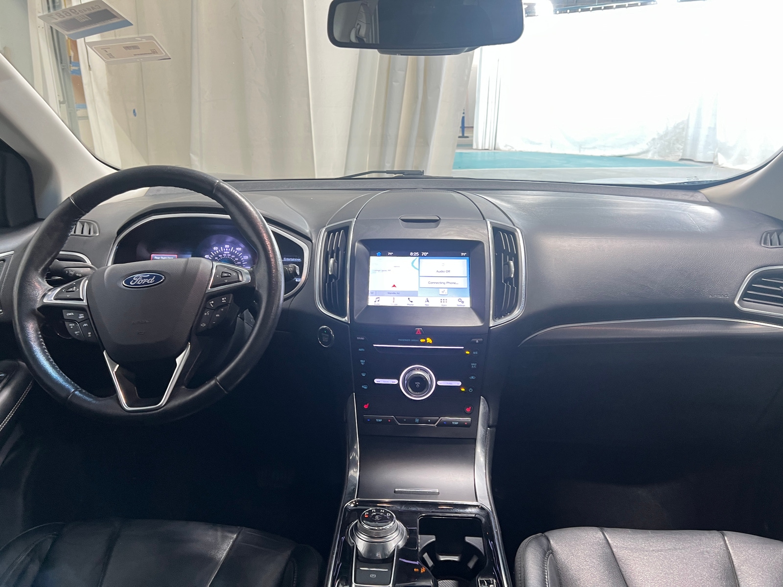 Thumbnail: 2019 Ford Edge - 2