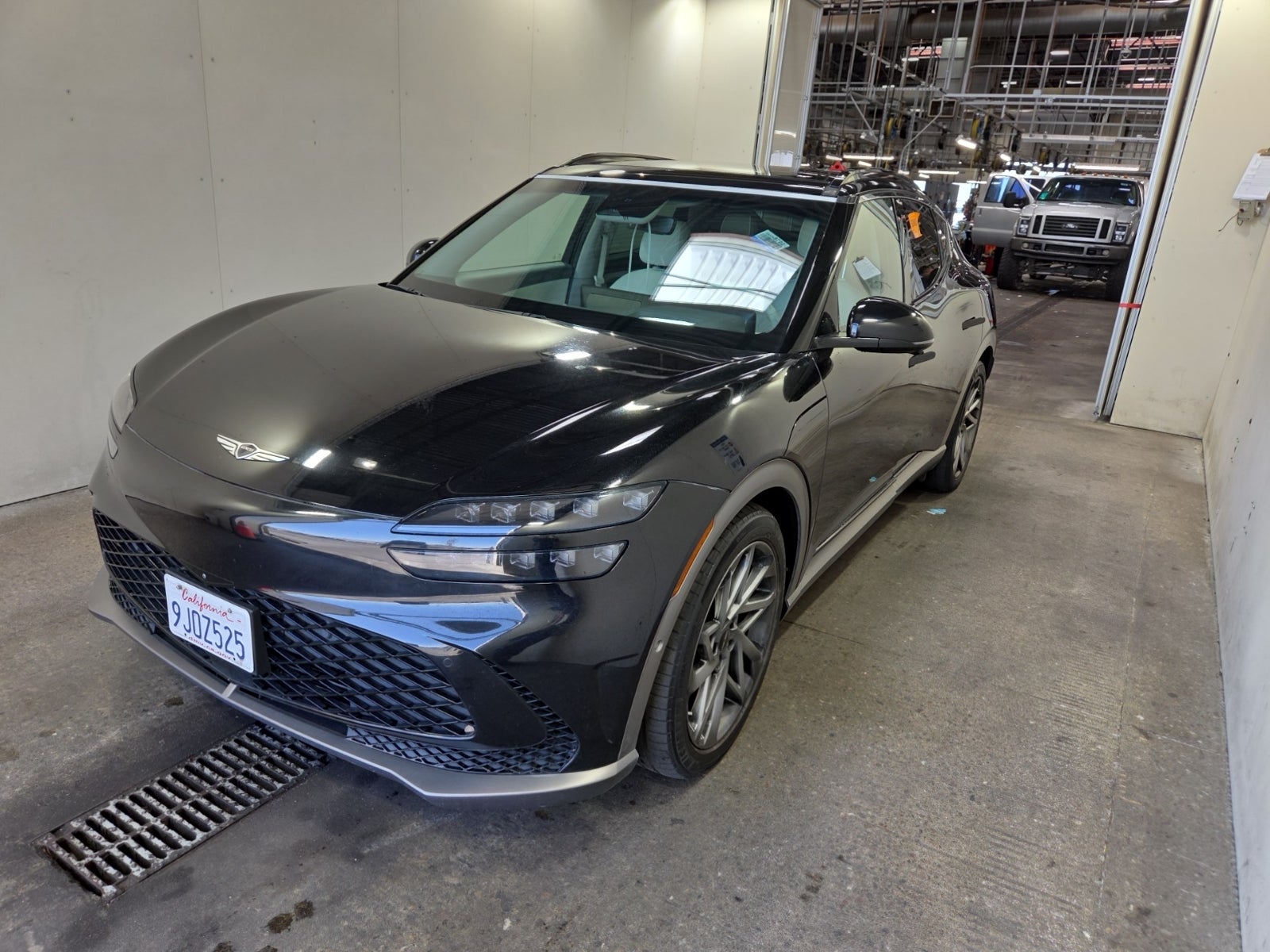 2023 Genesis GV60 Advanced