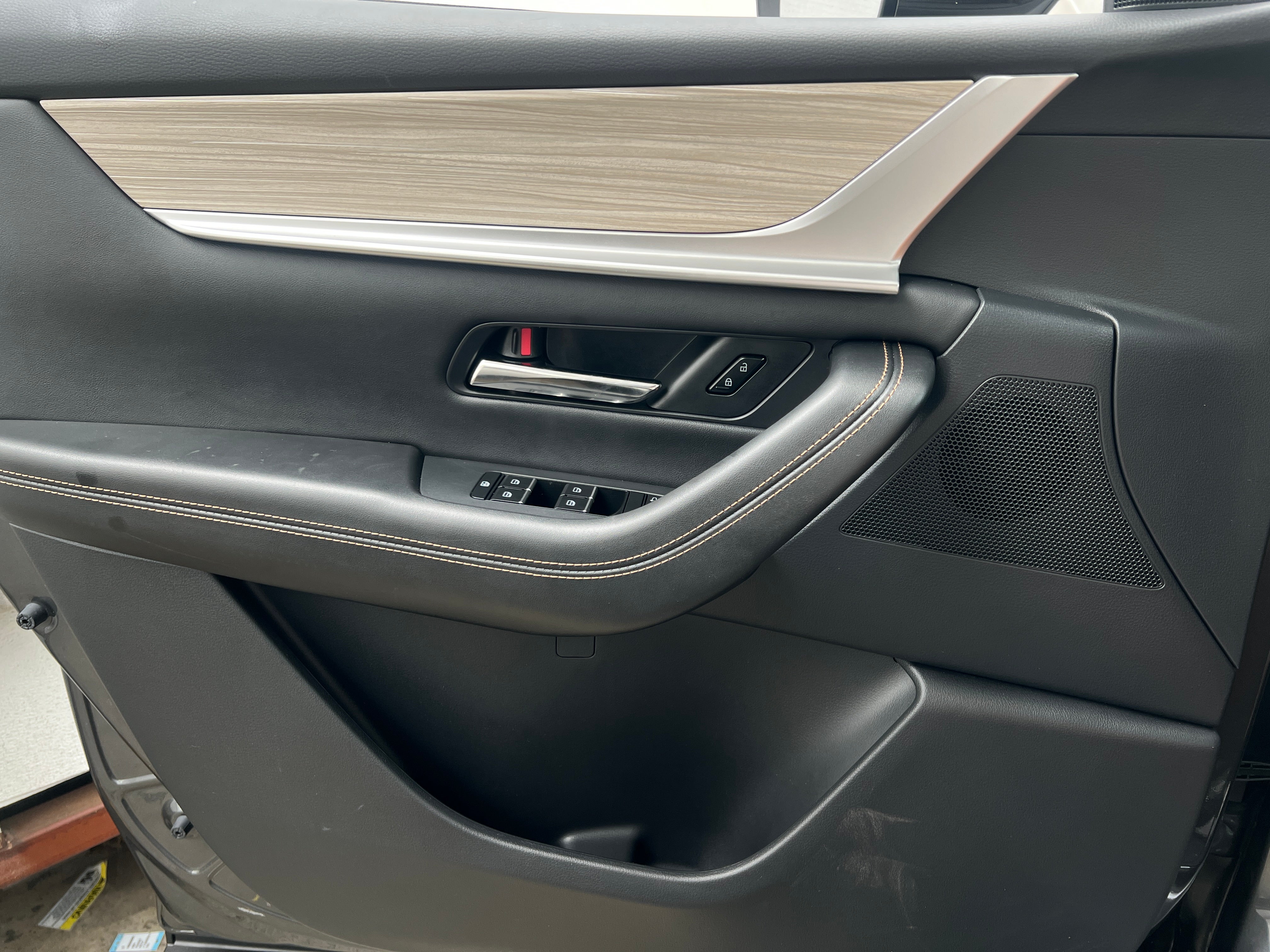 2026 Mazda CX-90 Preferred Package - Photo 10