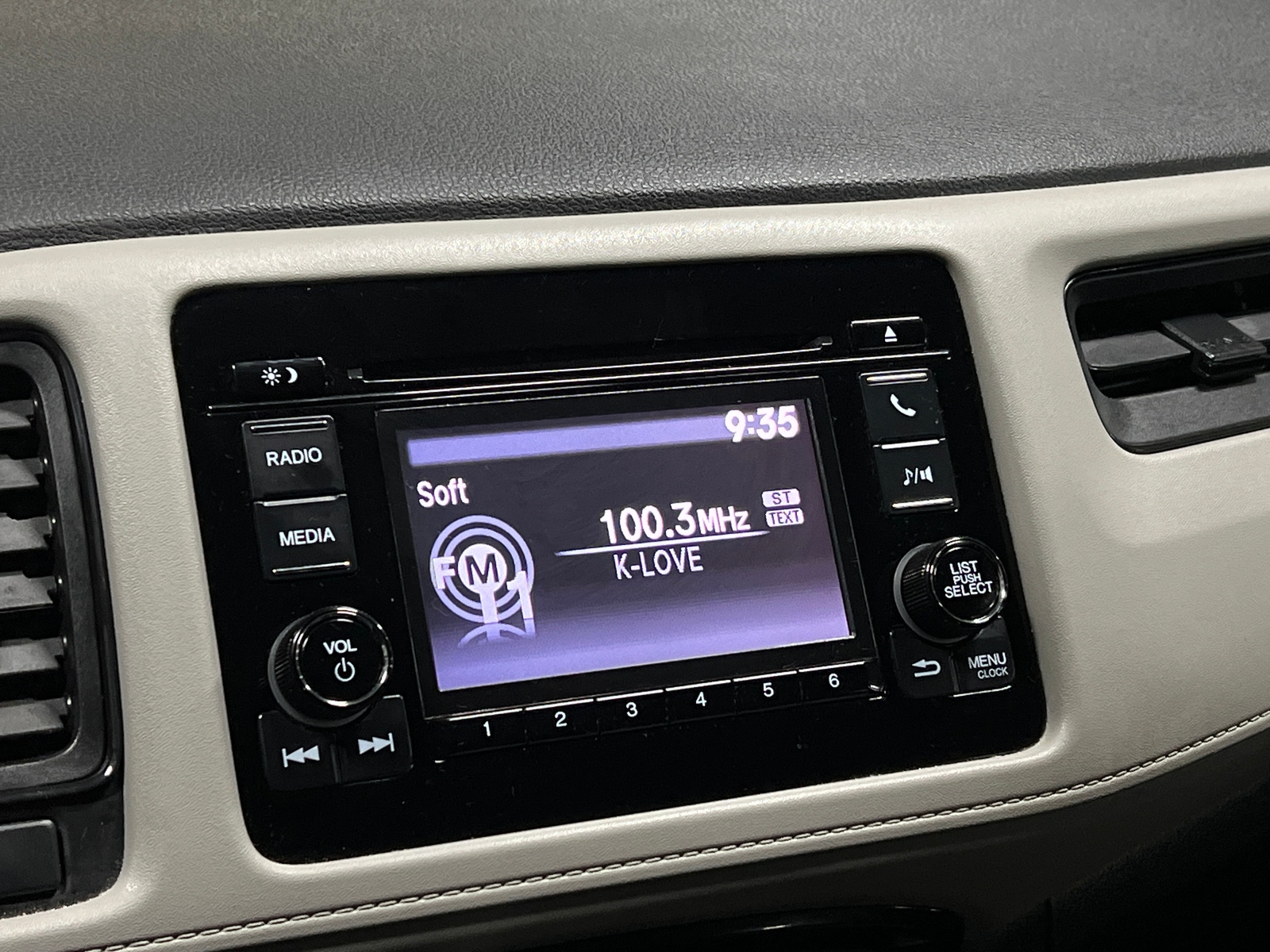 Thumbnail: 2019 Honda HR-V - 4