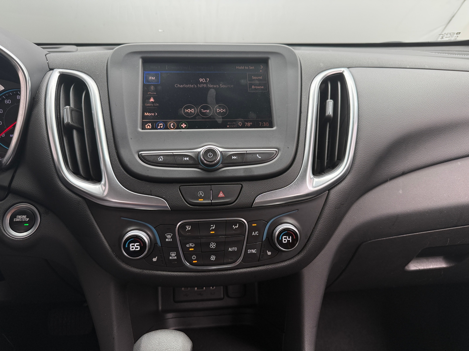 Thumbnail: 2024 Chevrolet Equinox - 4