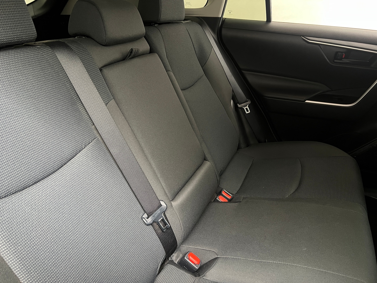Thumbnail: 2021 Toyota RAV4 - 6