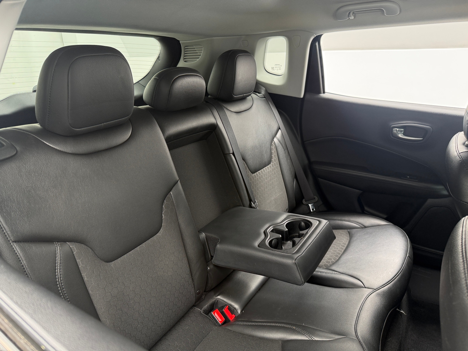 Thumbnail: 2020 Jeep Compass - 6