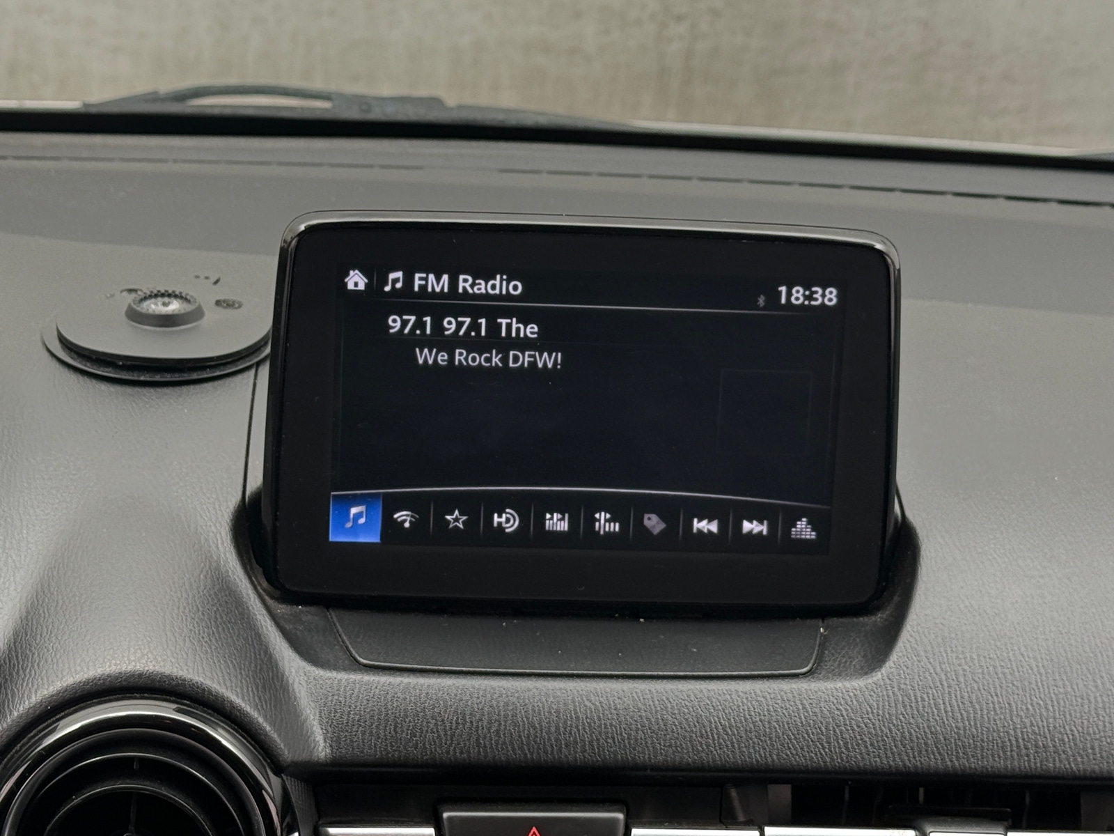 Thumbnail: 2020 Toyota Yaris - 4