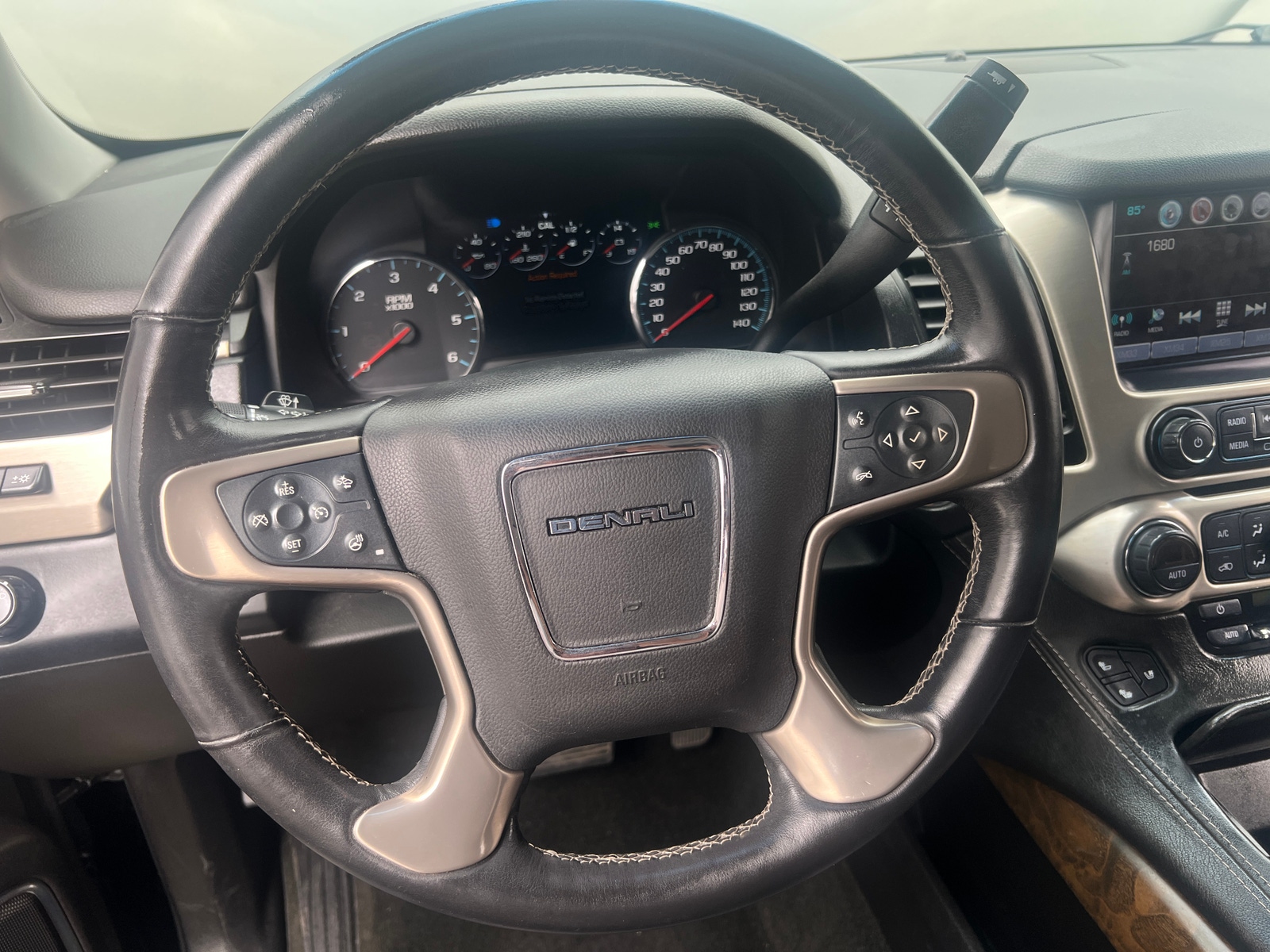 Thumbnail: 2018 GMC Yukon - 4