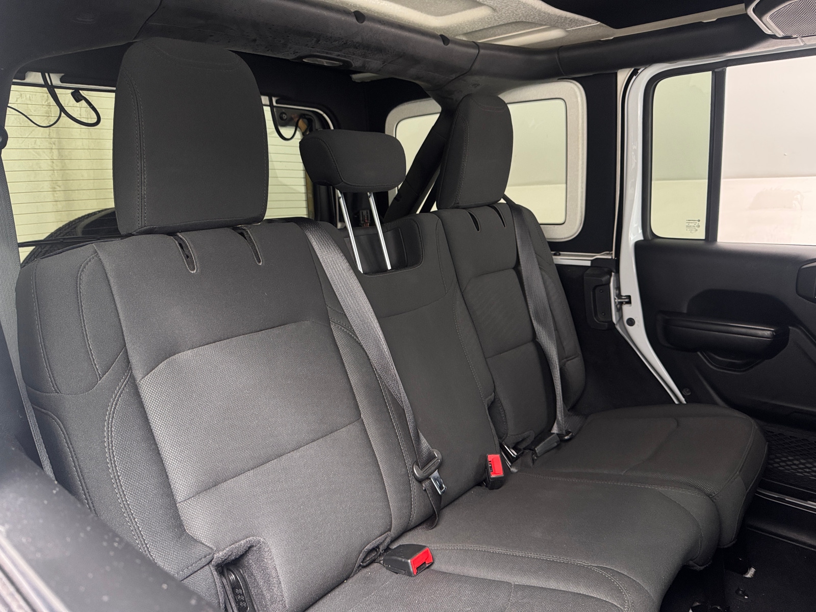 Thumbnail: 2019 Jeep Wrangler - 6