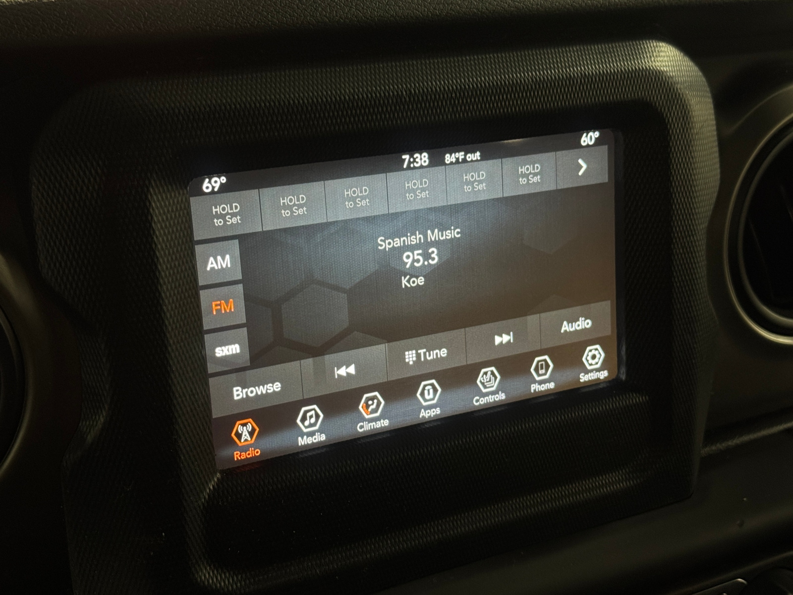 Thumbnail: 2019 Jeep Wrangler - 4