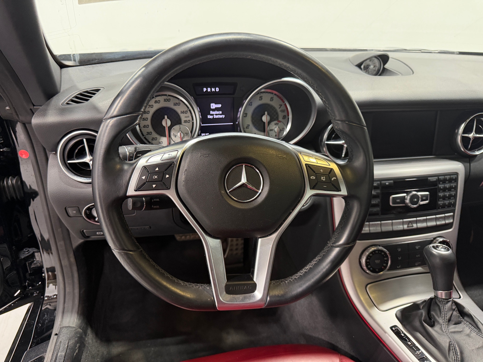 Thumbnail: 2013 Mercedes-Benz SLK - 4