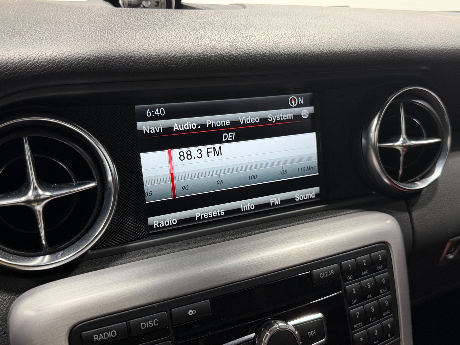 Thumbnail: 2013 Mercedes-Benz SLK - 3