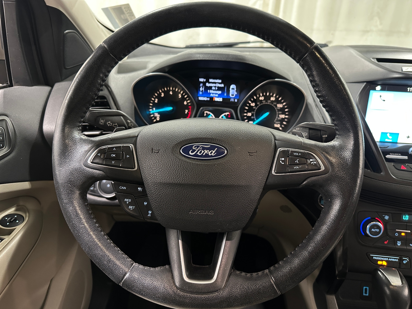 Thumbnail: 2017 Ford Escape - 4