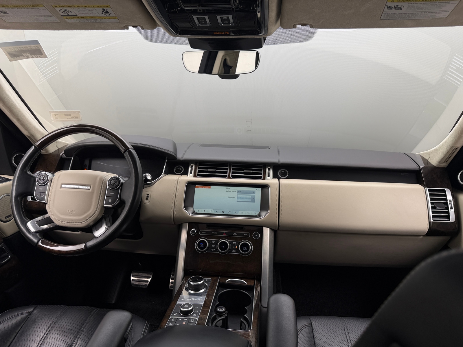Thumbnail: 2017 Land Rover Range Rover - 3