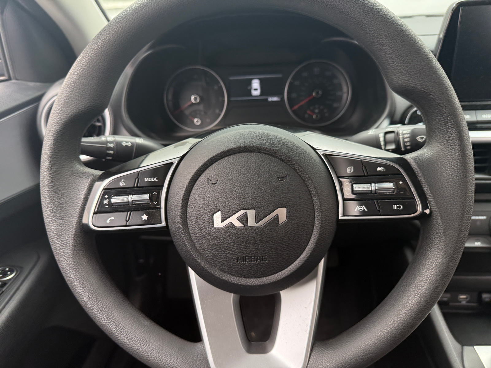 Thumbnail: 2023 Kia Forte - 5