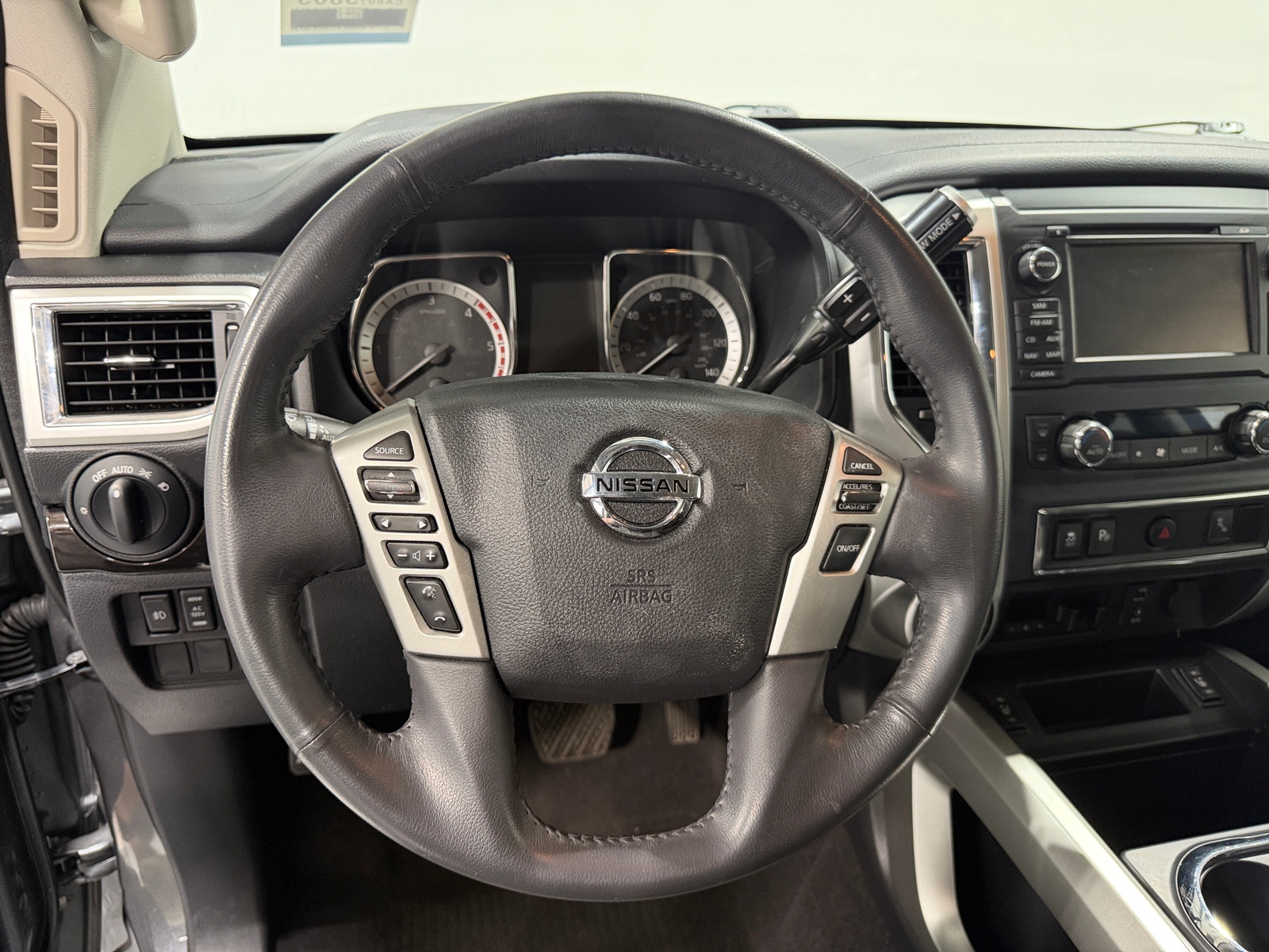 Thumbnail: 2017 Nissan Titan - 5