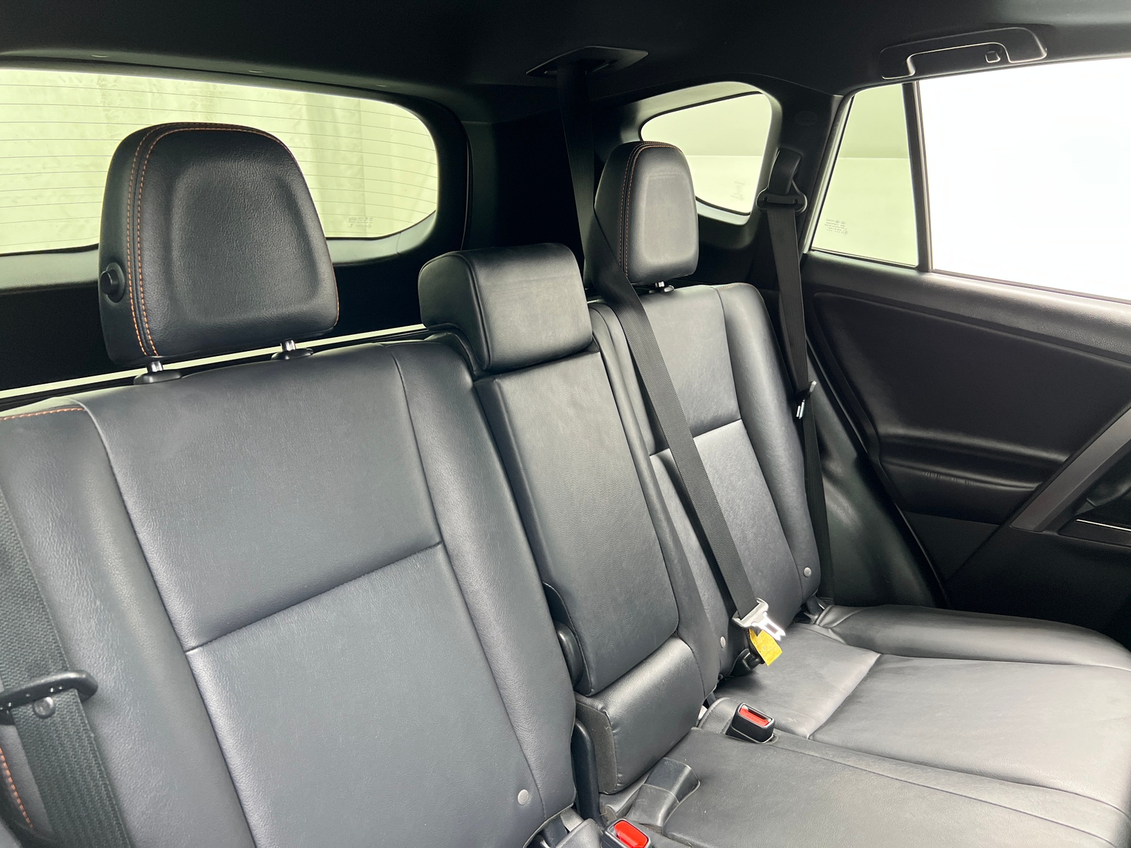 Thumbnail: 2018 Toyota RAV4 - 5
