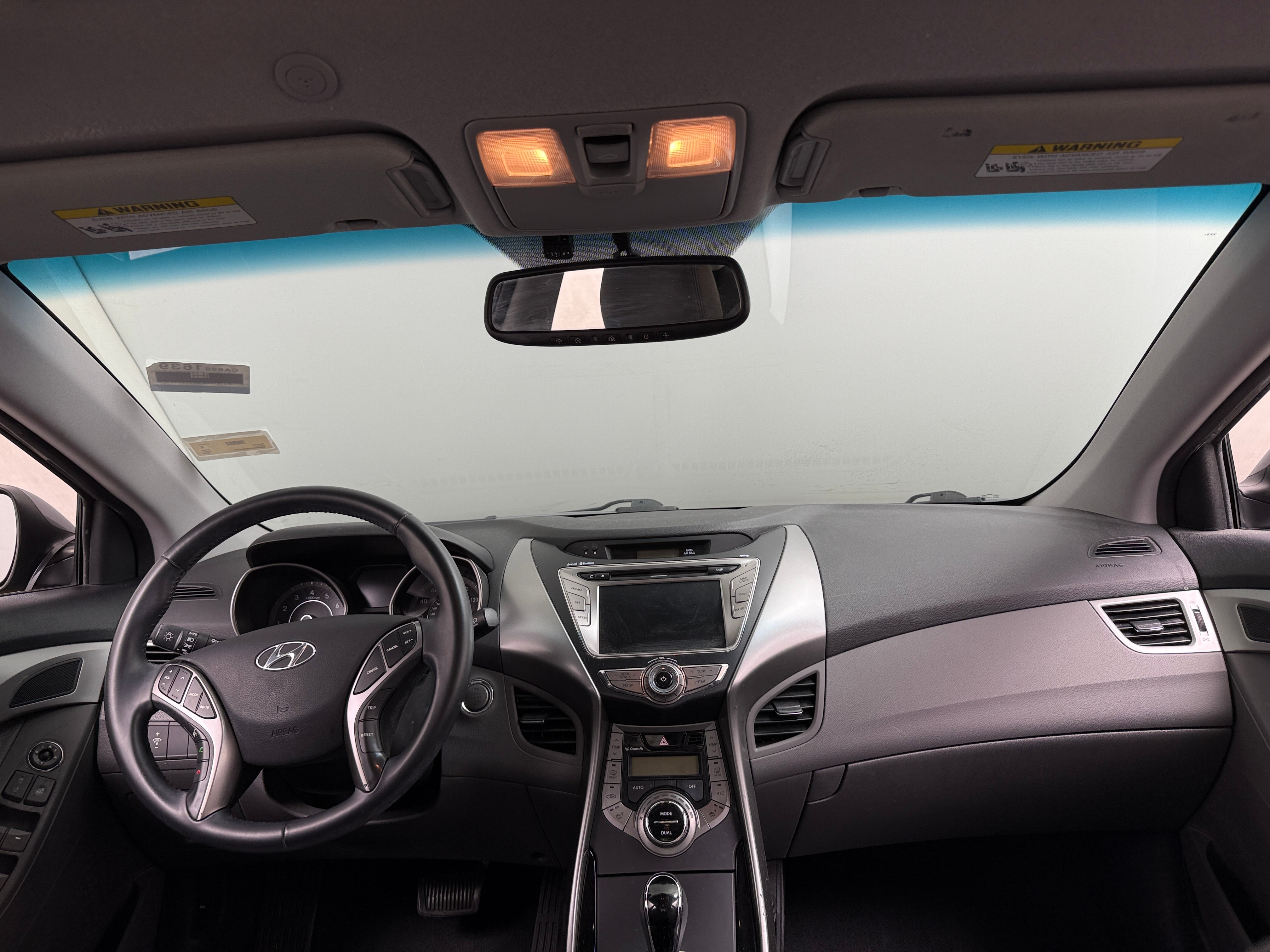2013 Hyundai Elantra Limited - Photo 5