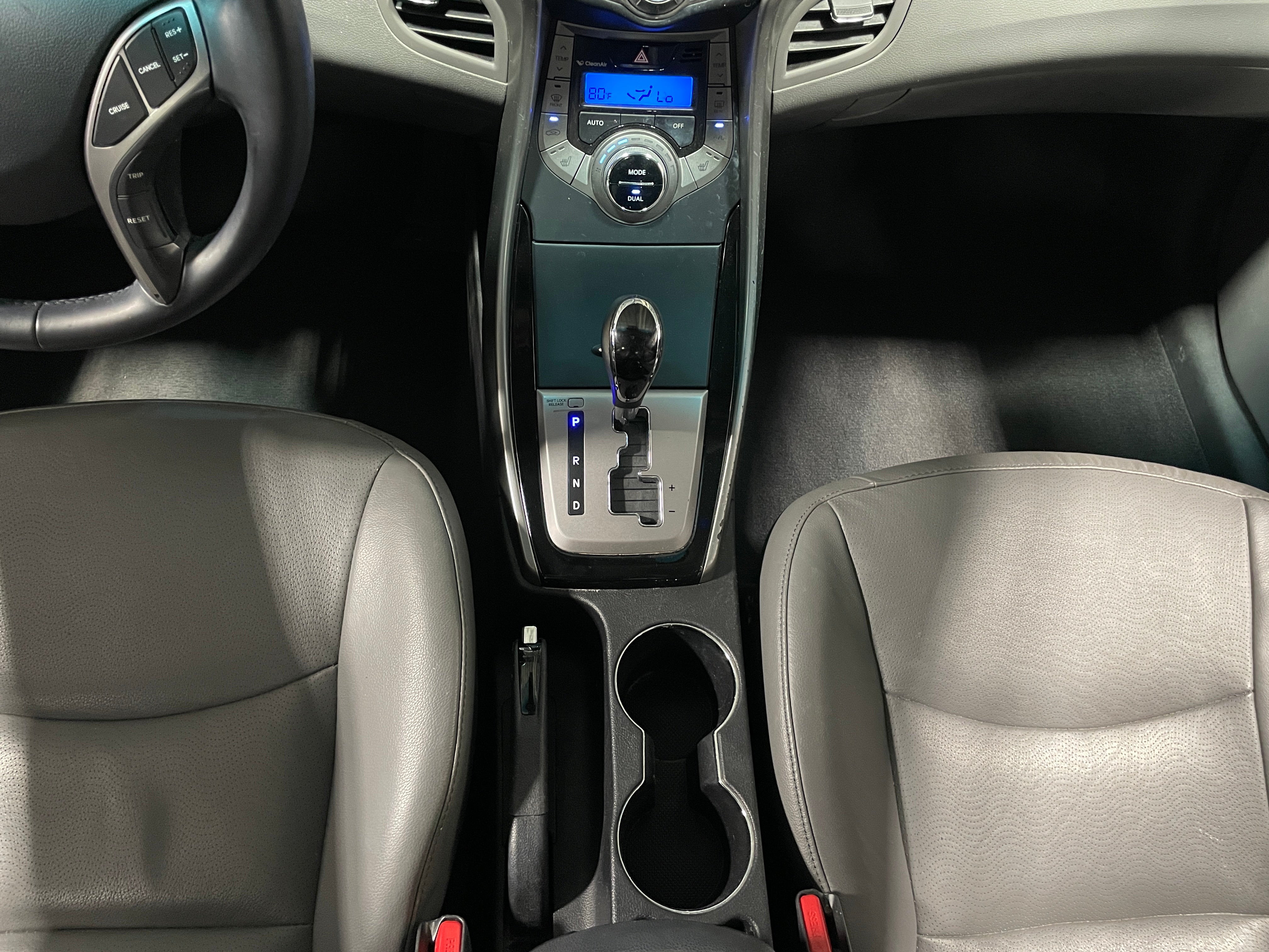 2013 Hyundai Elantra Limited - Photo 3