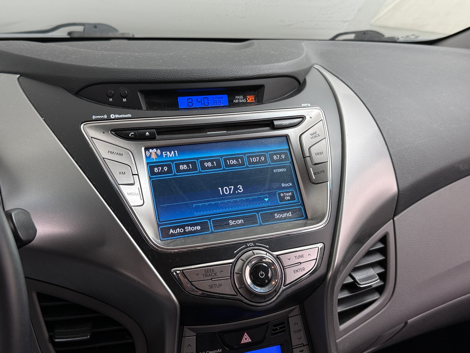 Thumbnail: 2013 Hyundai Elantra - 3