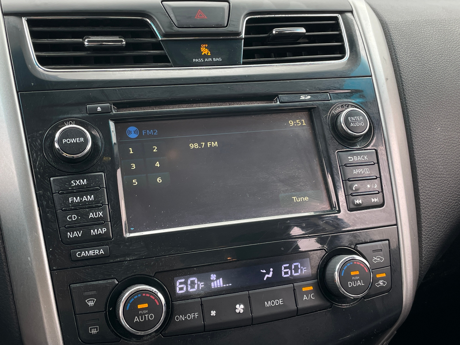 Thumbnail: 2015 Nissan Altima - 3