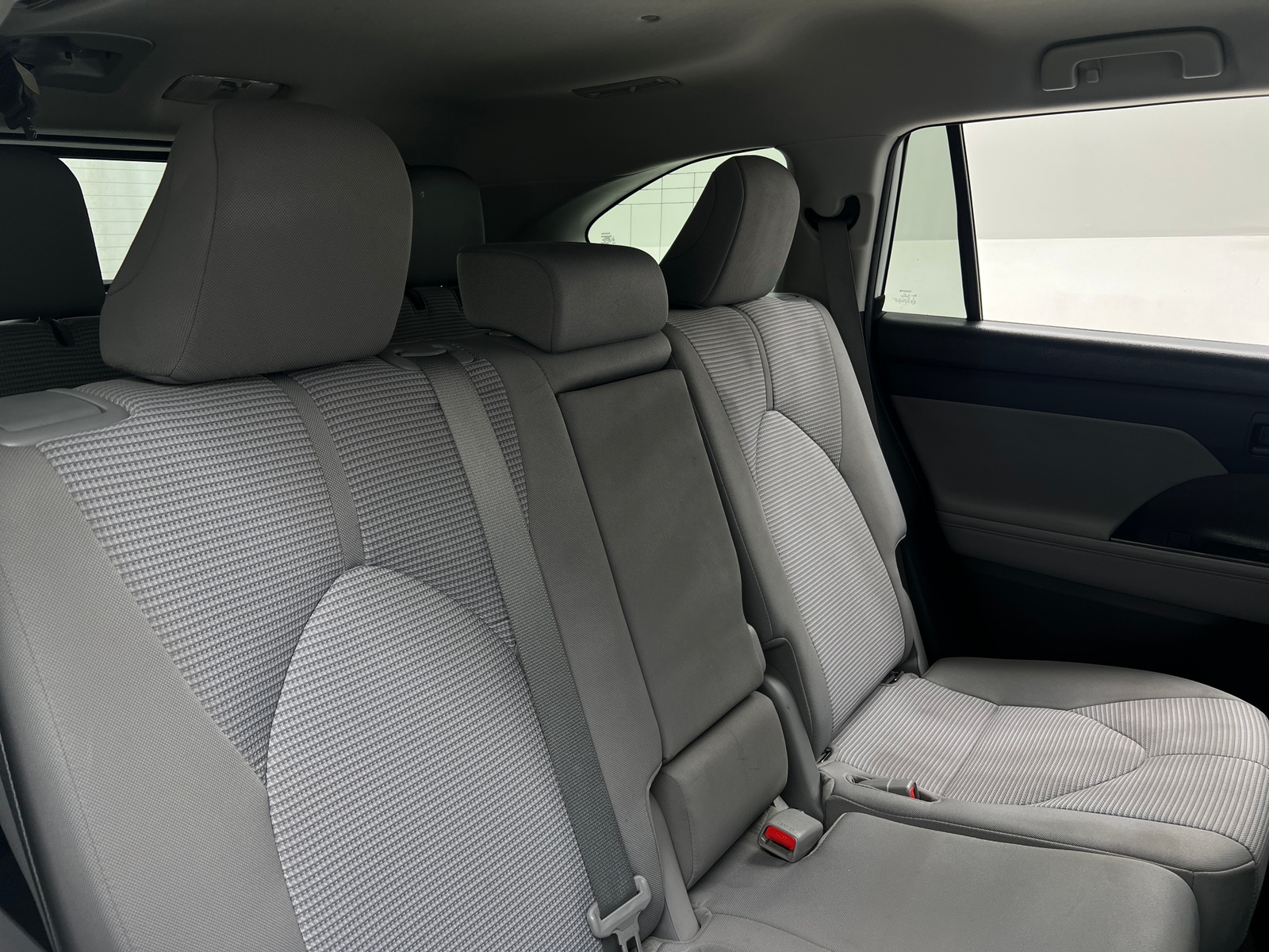Thumbnail: 2021 Toyota Highlander - 6