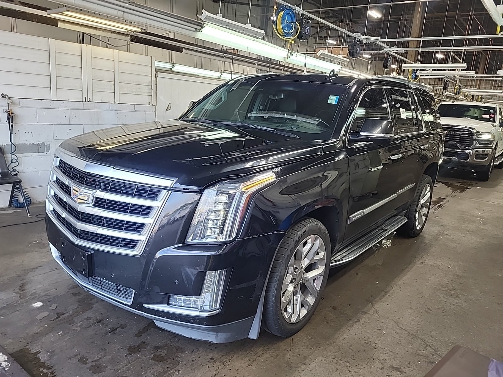 2020 Cadillac Escalade Luxury