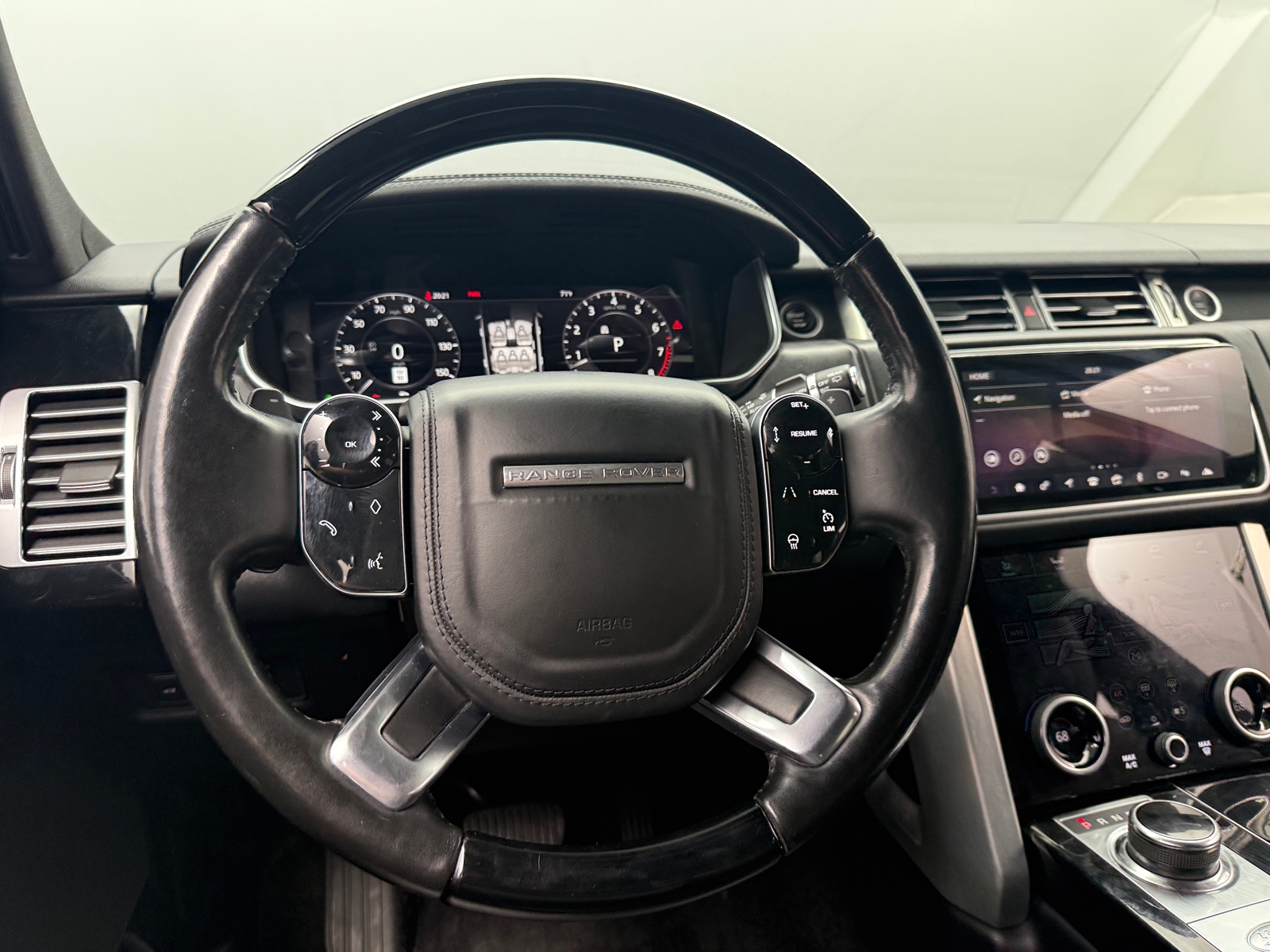 Thumbnail: 2018 Land Rover Range Rover - 5