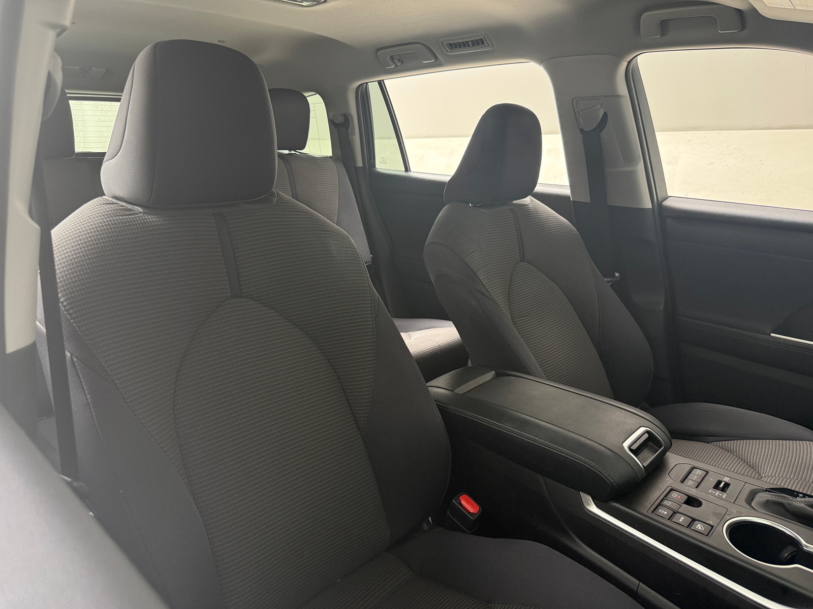 Thumbnail: 2023 Toyota Highlander - 2