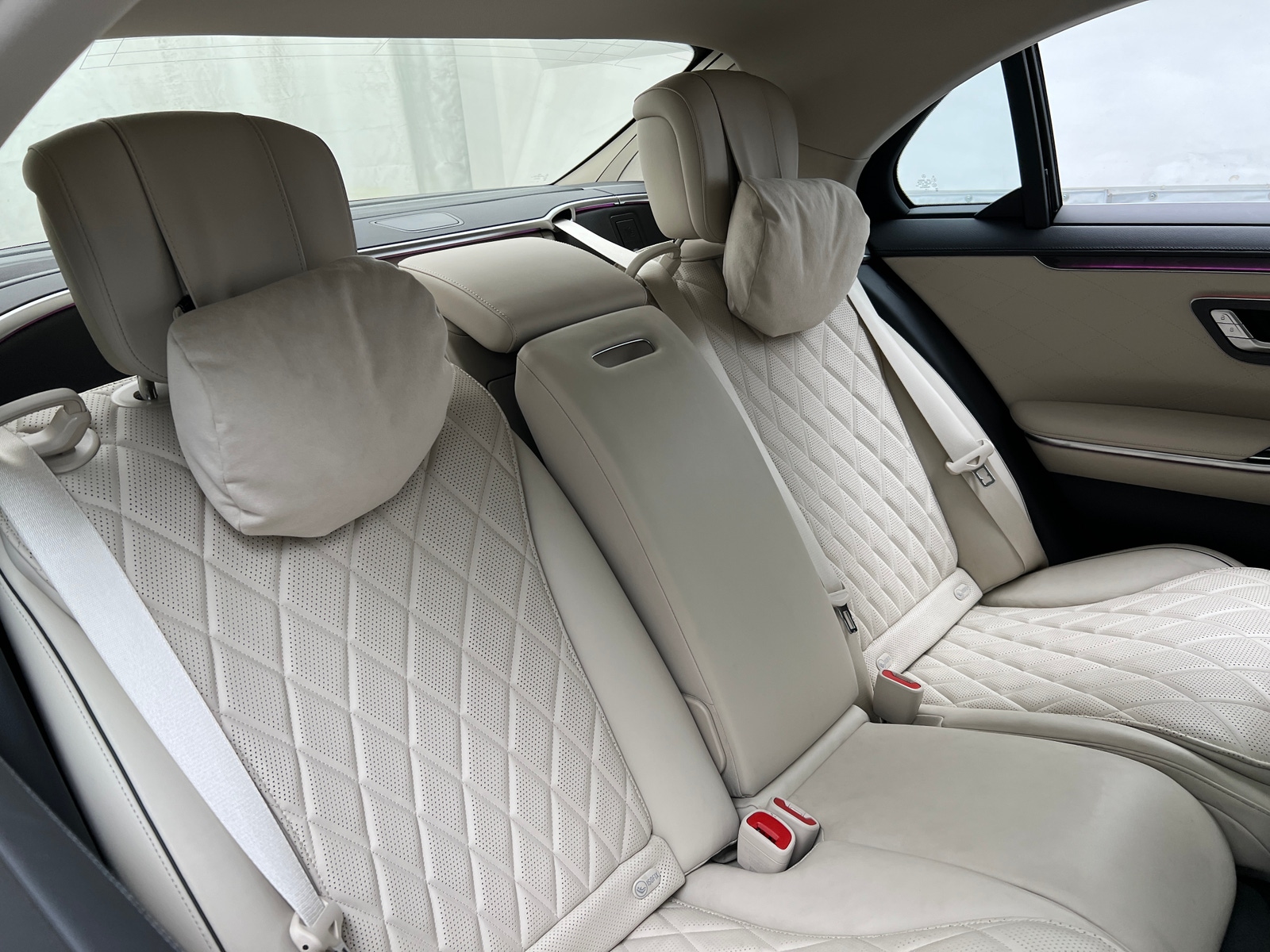 Thumbnail: 2023 Mercedes-Benz S-Class - 5