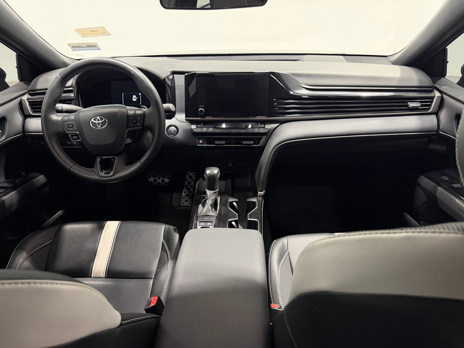 Thumbnail: 2025 Toyota Camry - 3