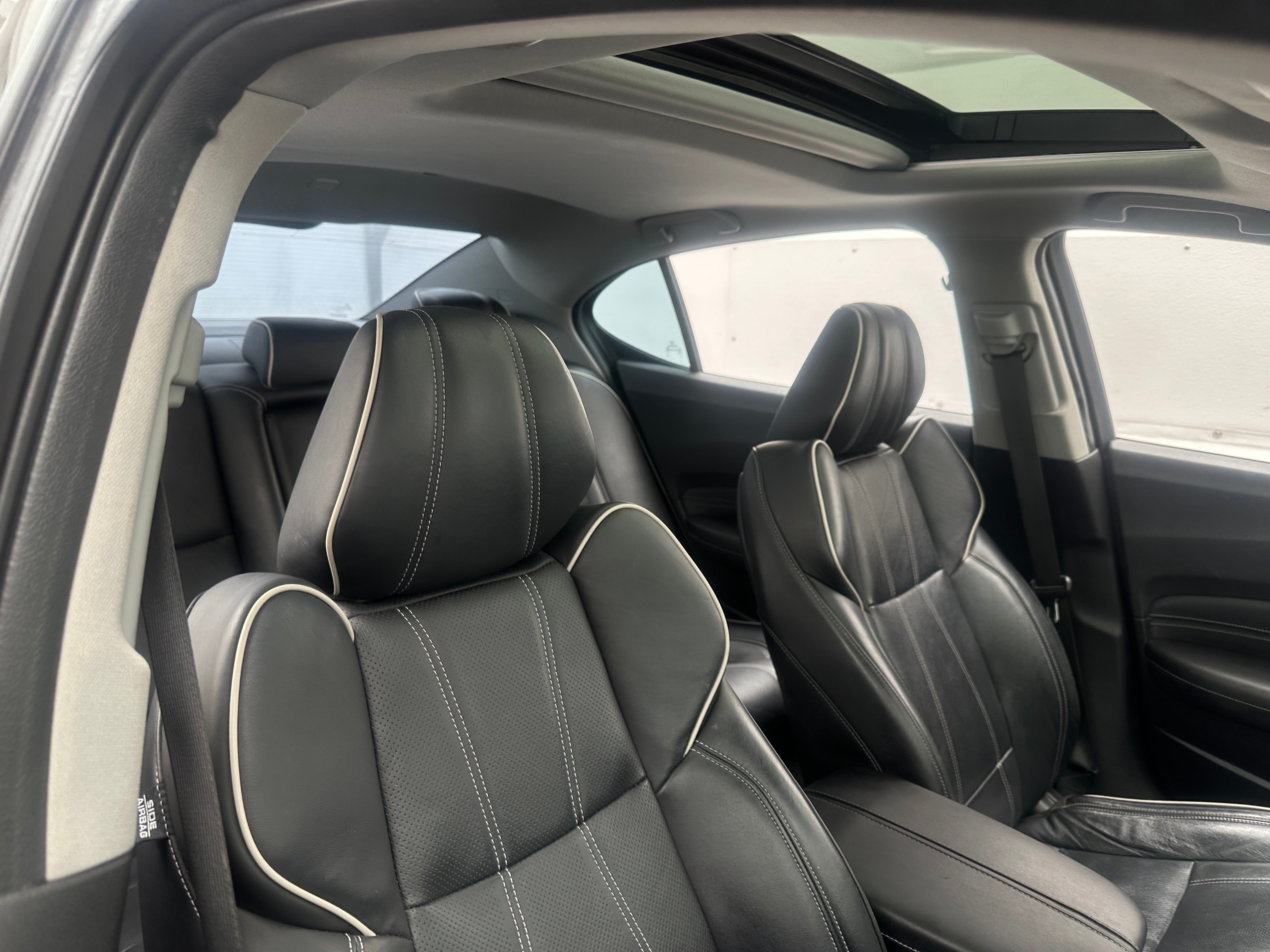 2019 Acura TLX Advance Package
