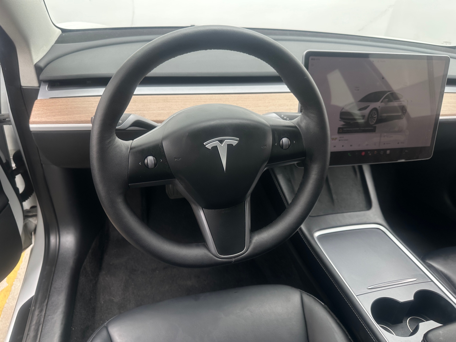 Thumbnail: 2022 Tesla Model 3 - 4