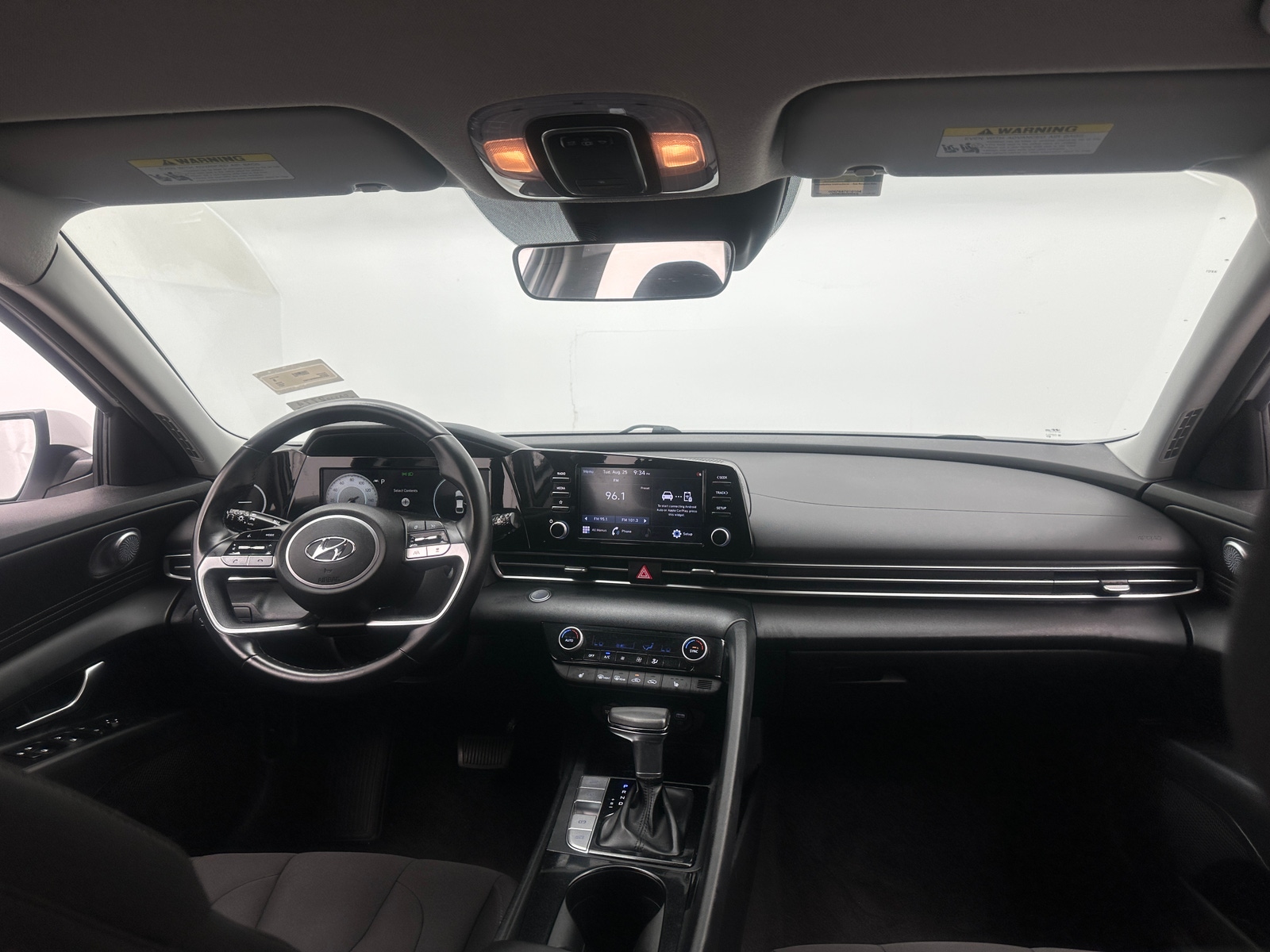 Thumbnail: 2021 Hyundai Elantra - 3