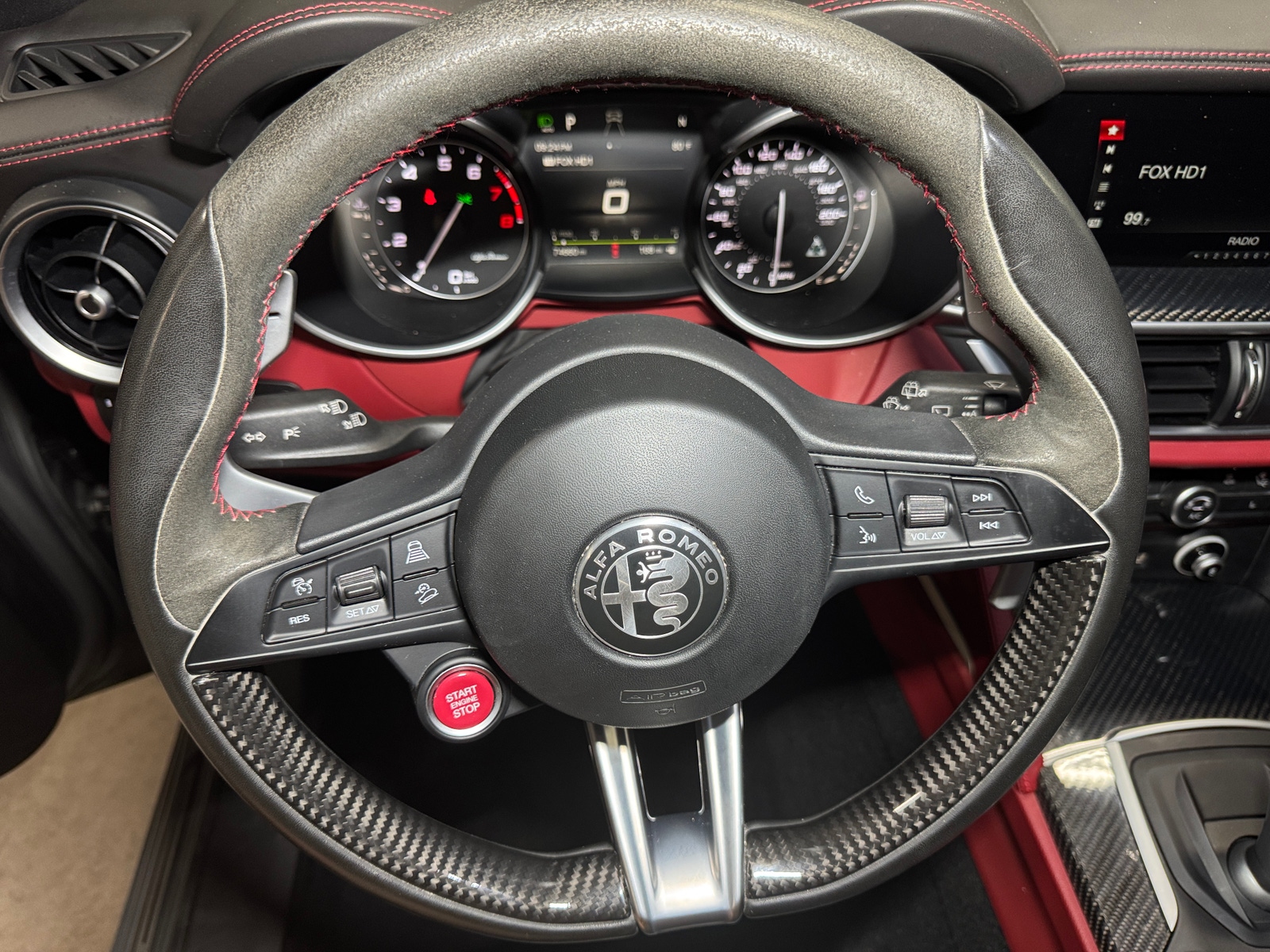Thumbnail: 2019 Alfa Romeo Stelvio - 4