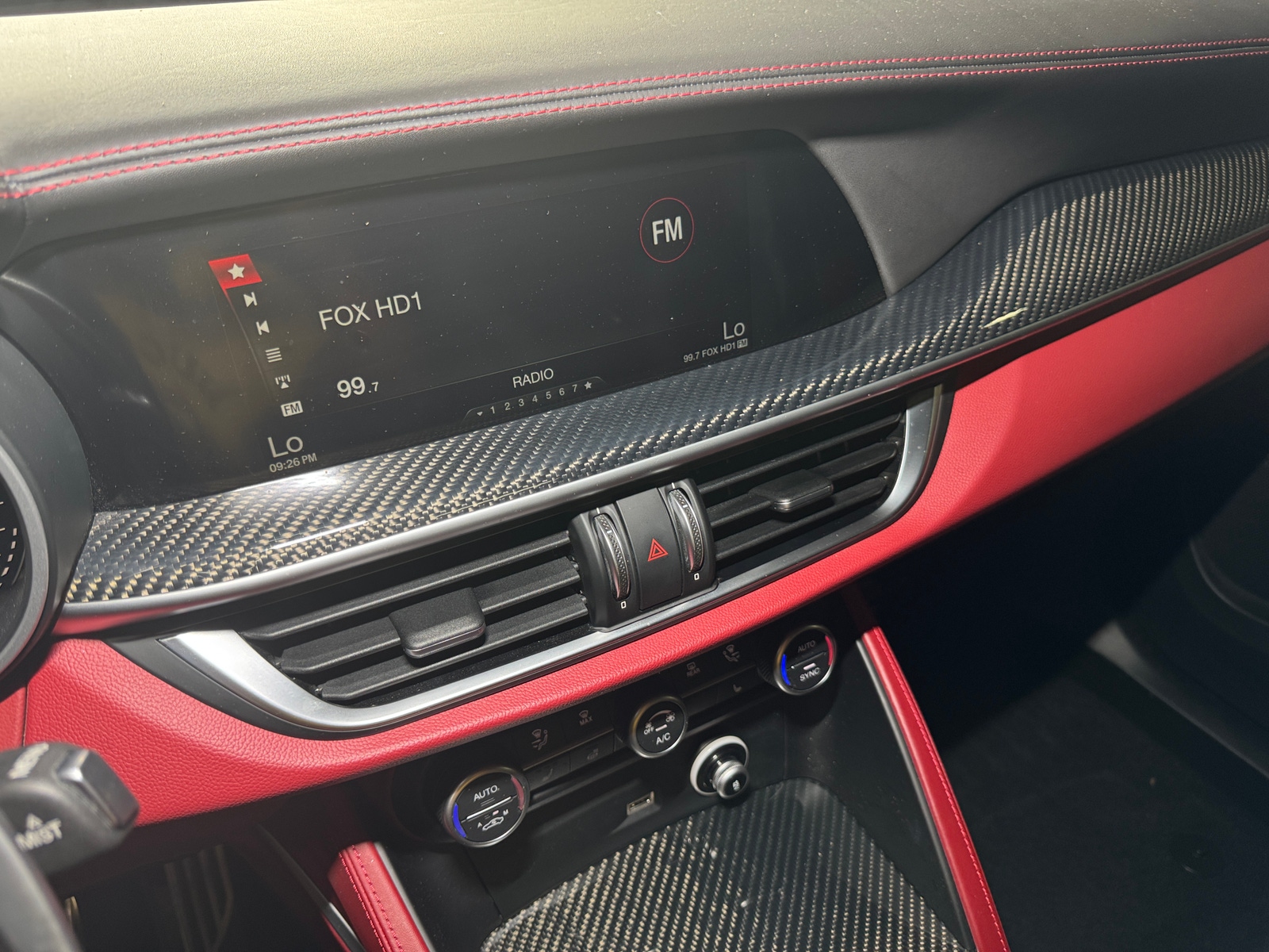 Thumbnail: 2019 Alfa Romeo Stelvio - 3