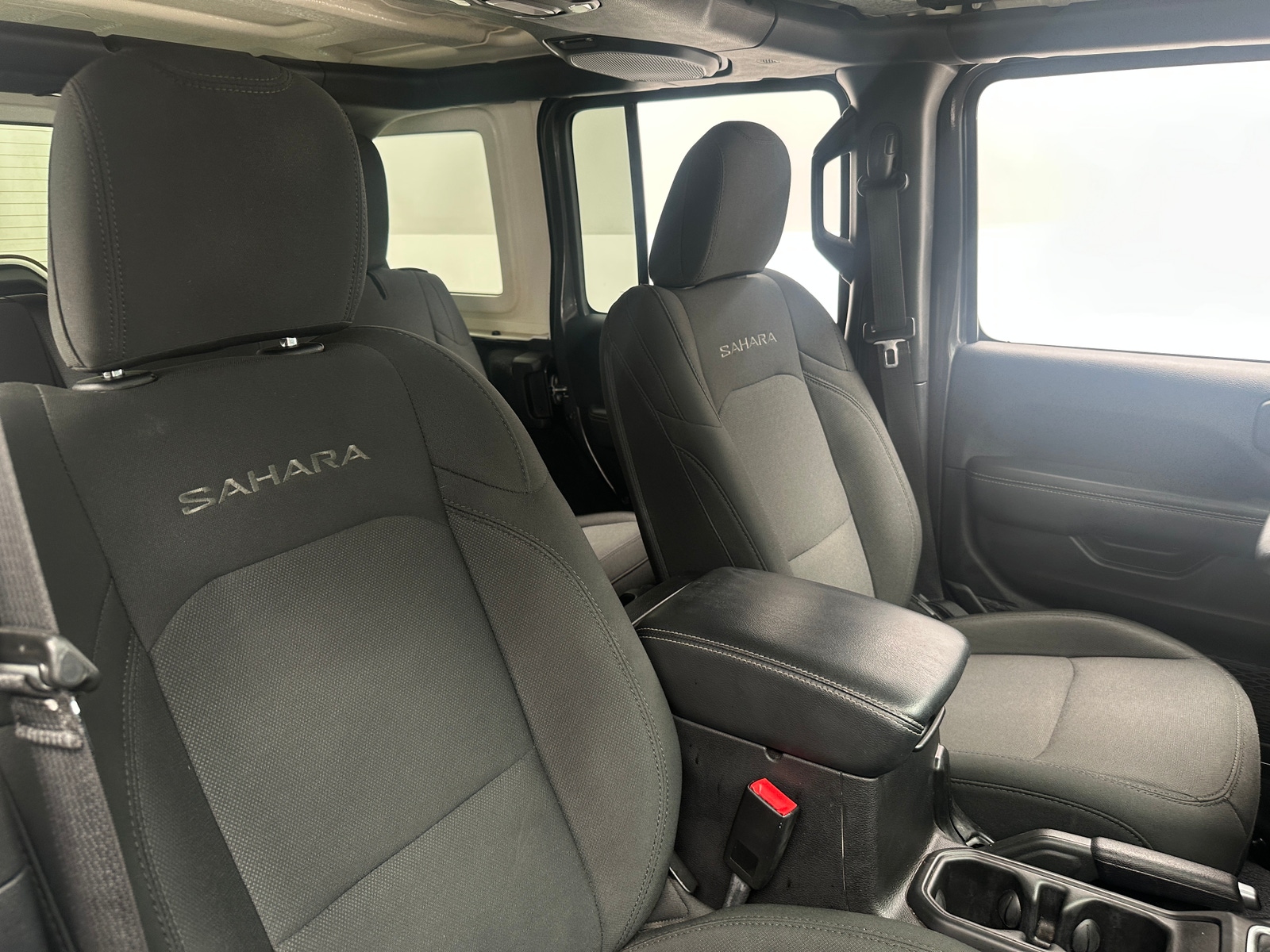 Thumbnail: 2019 Jeep Wrangler - 2