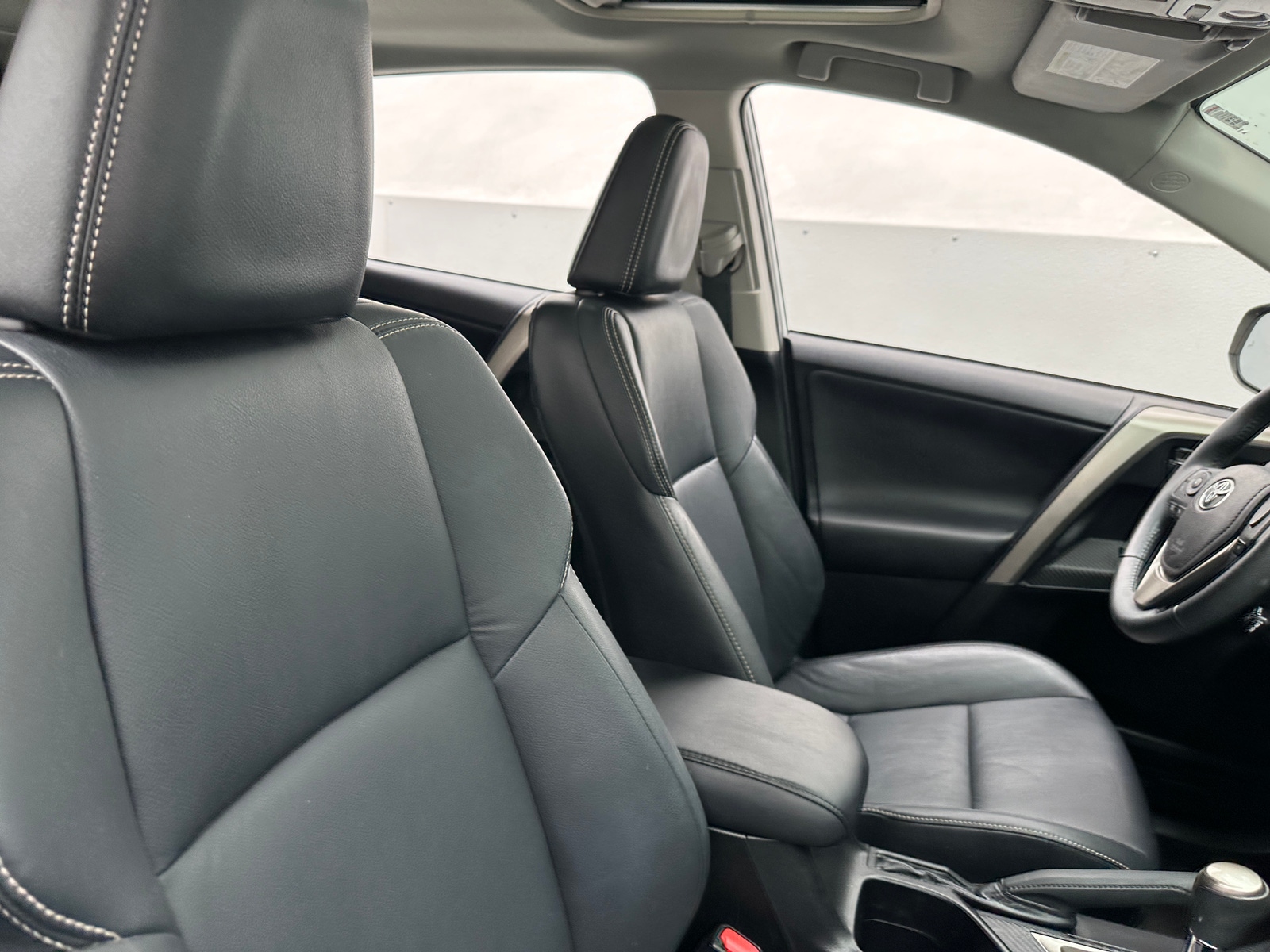 Thumbnail: 2013 Toyota RAV4 - 2