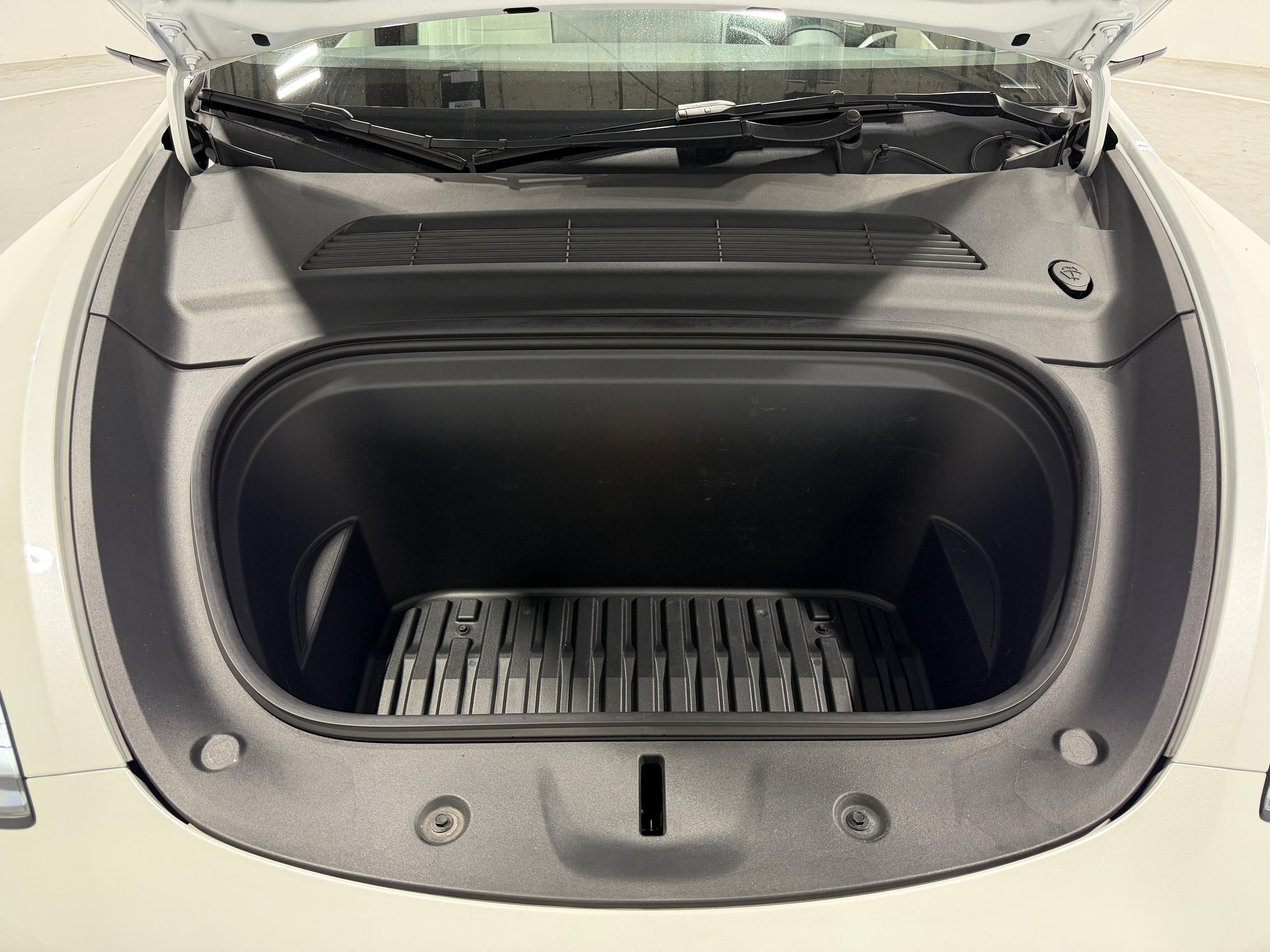 Used 2021 Tesla Model Y Long Range with VIN 5YJYGDEE2MF276956 for sale in Auburn, WA