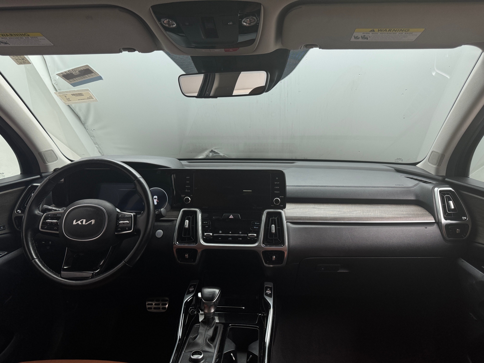 Thumbnail: 2023 Kia Sorento - 2