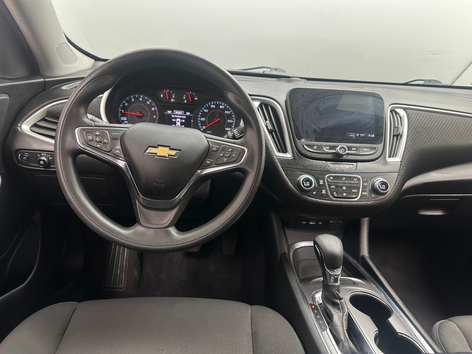 Thumbnail: 2023 Chevrolet Malibu - 5