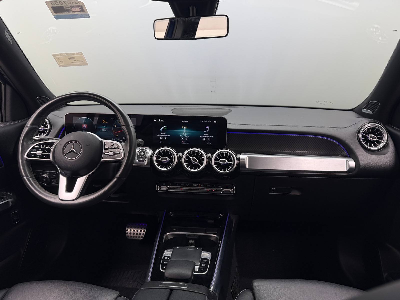 Thumbnail: 2020 Mercedes-Benz GLB - 2