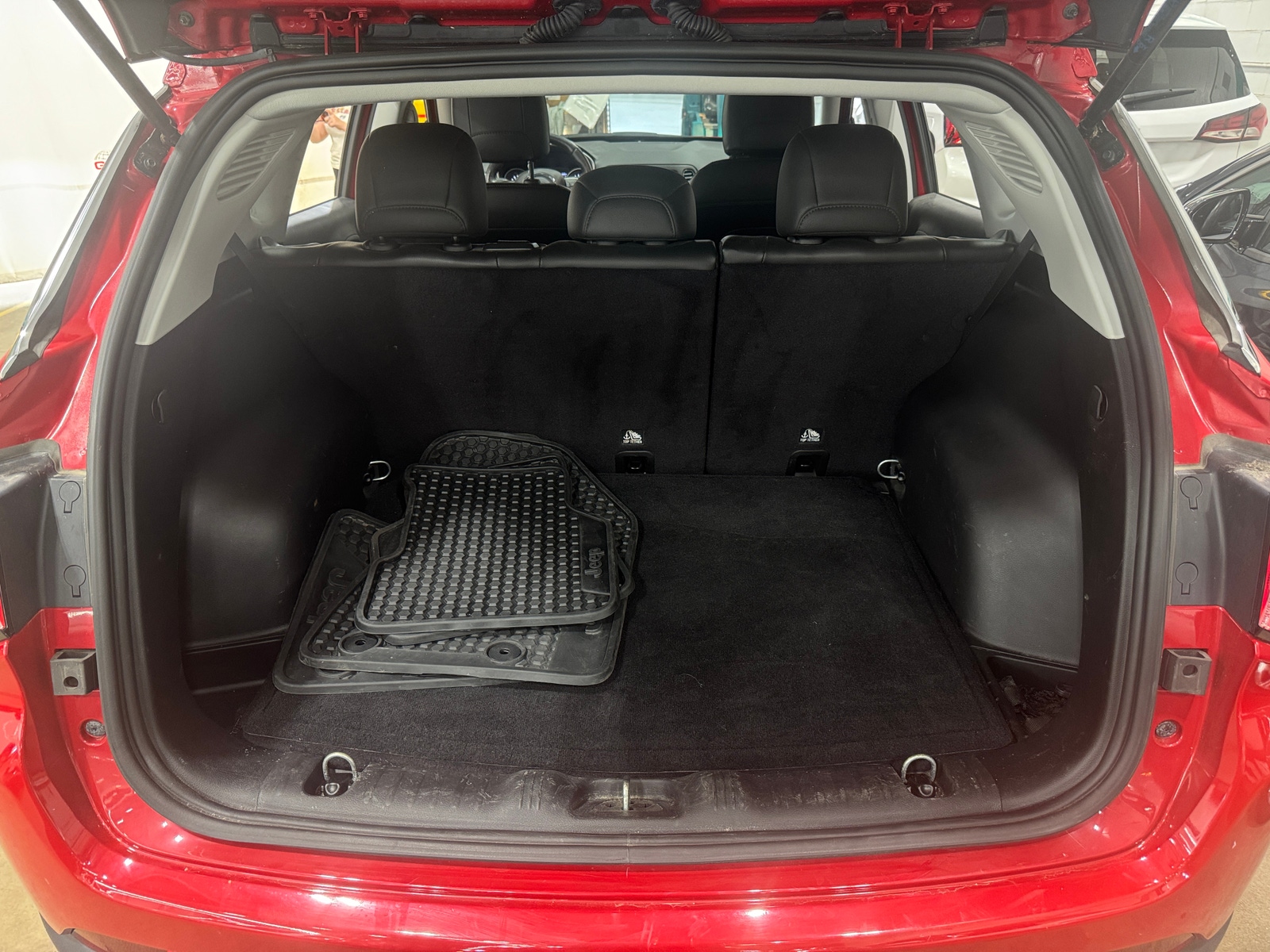 Thumbnail: 2019 Jeep Compass - 7