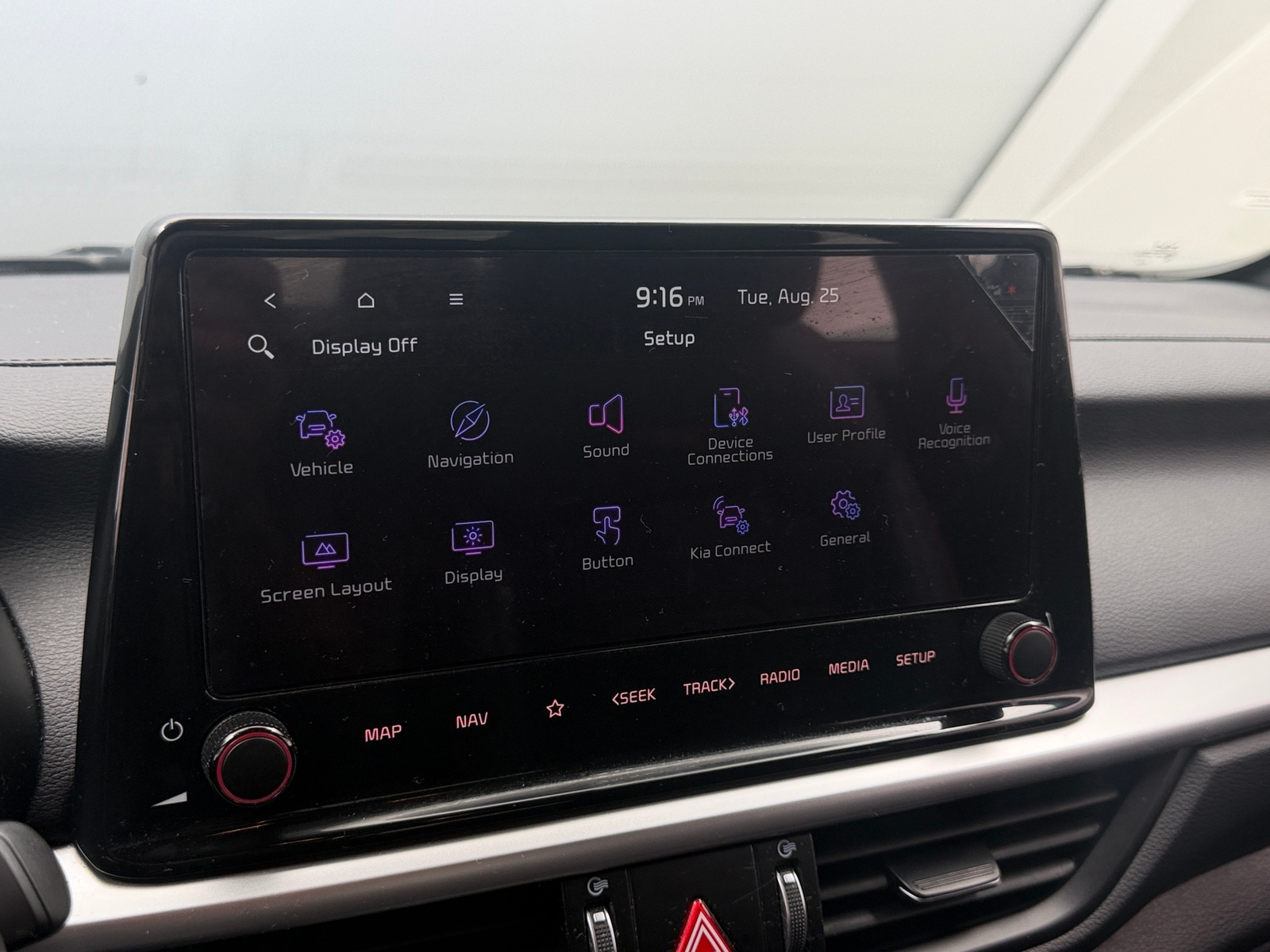 Thumbnail: 2023 Kia Forte - 3