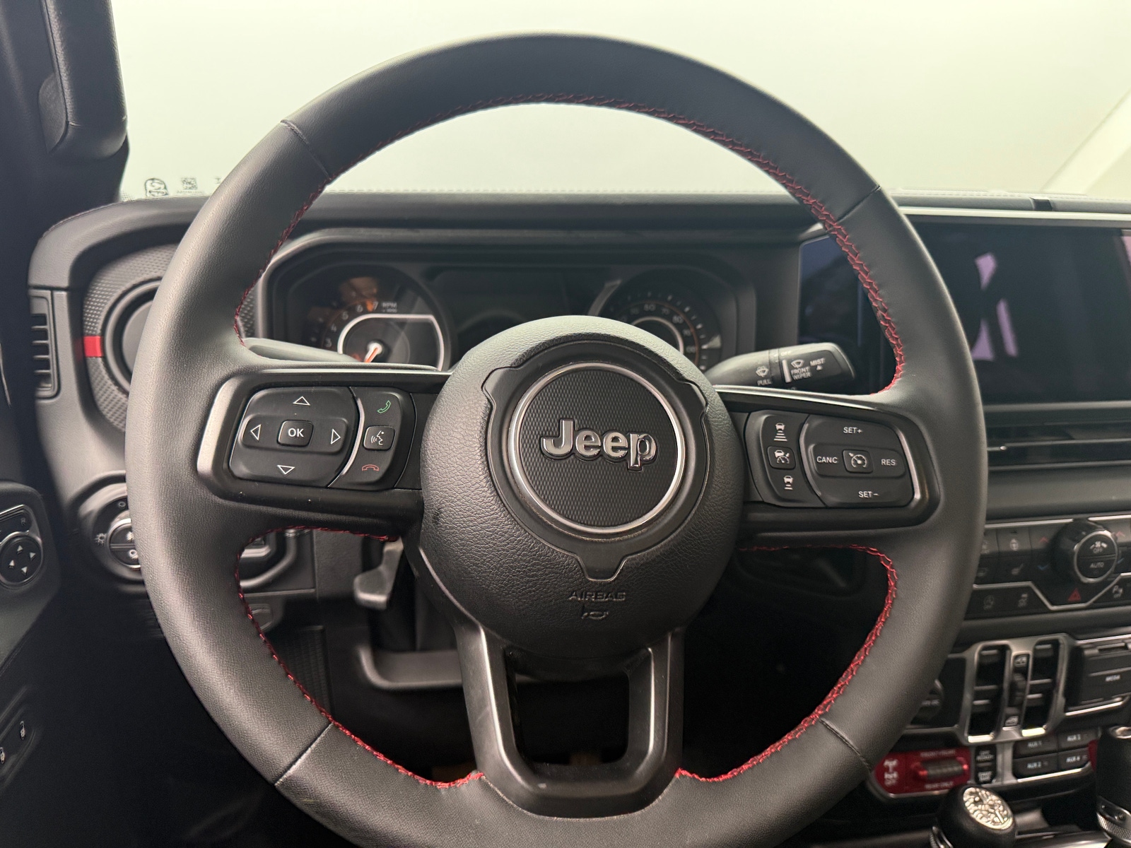 Thumbnail: 2024 Jeep Gladiator - 5
