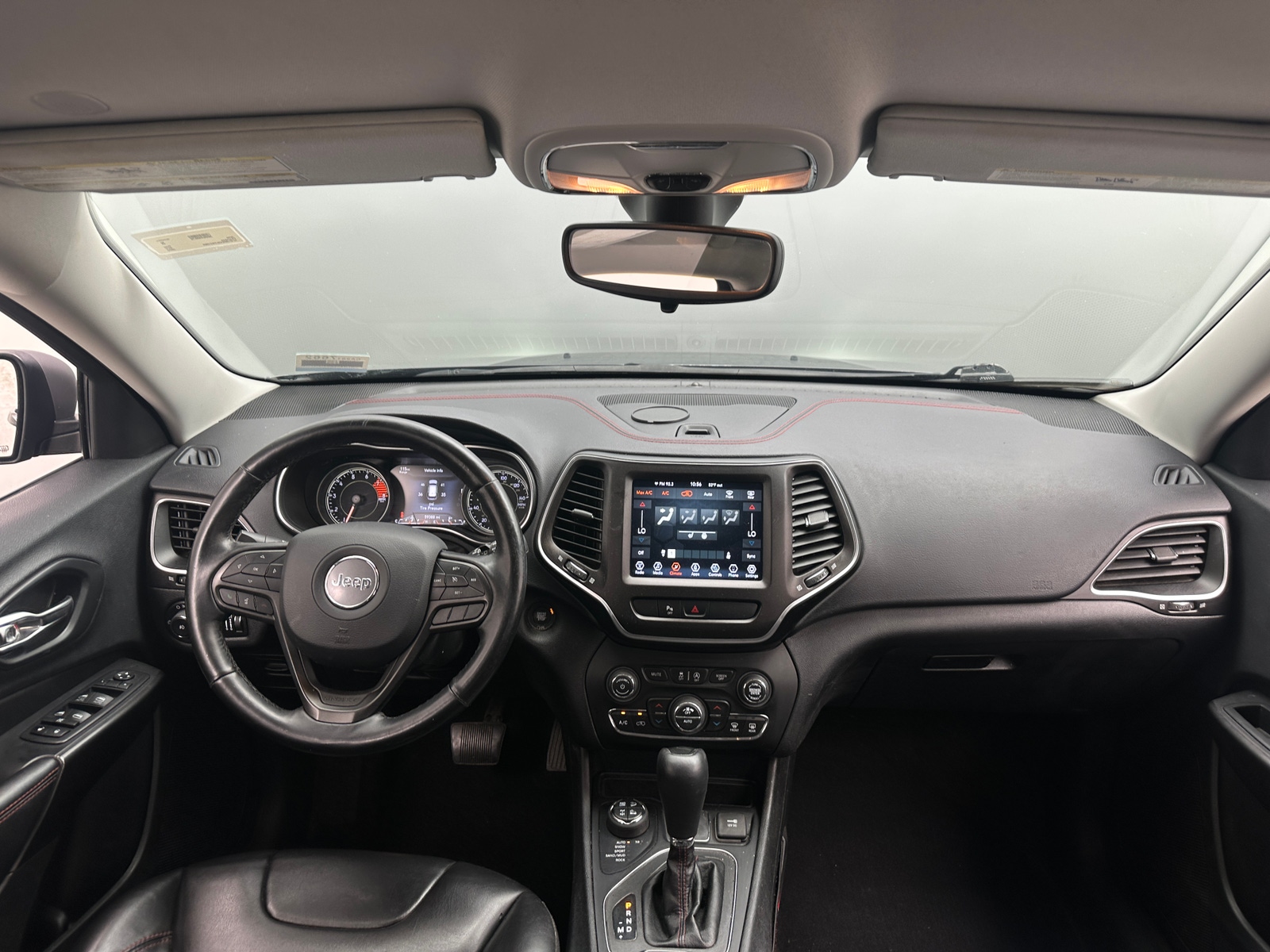 Thumbnail: 2020 Jeep Cherokee - 3