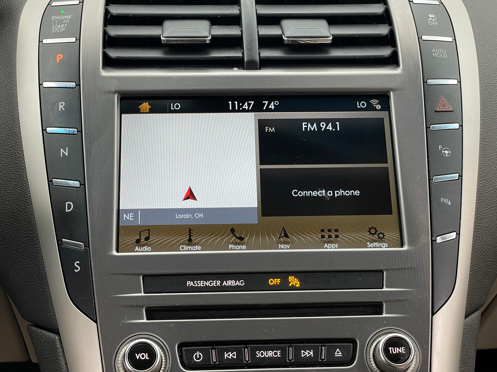Thumbnail: 2018 Lincoln MKZ - 3